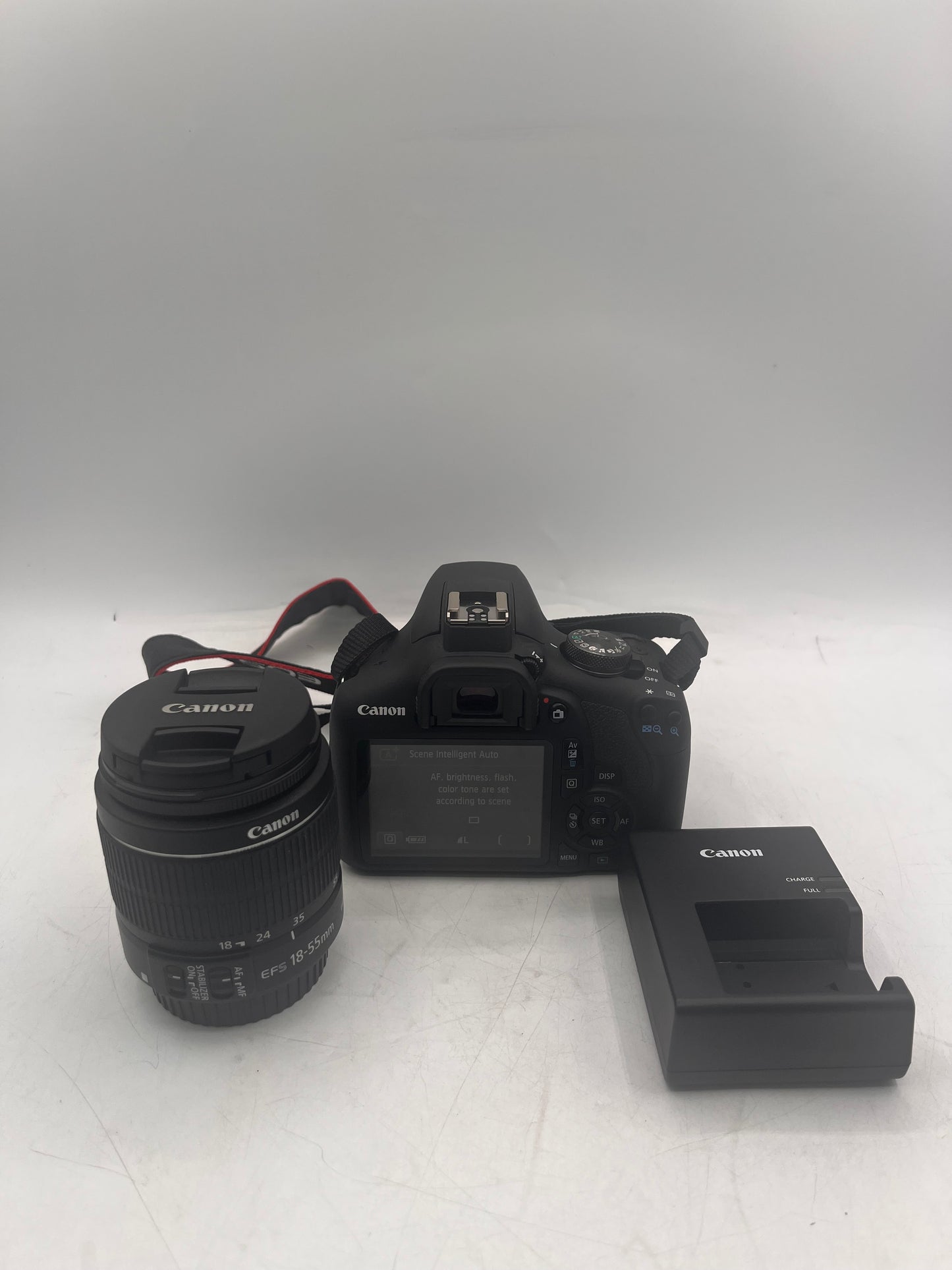 Canon EOS 2000D 24MP EF-S 18-55mm 1:3.5-5.6 DSLR Camera - Black Tested Free Shipping