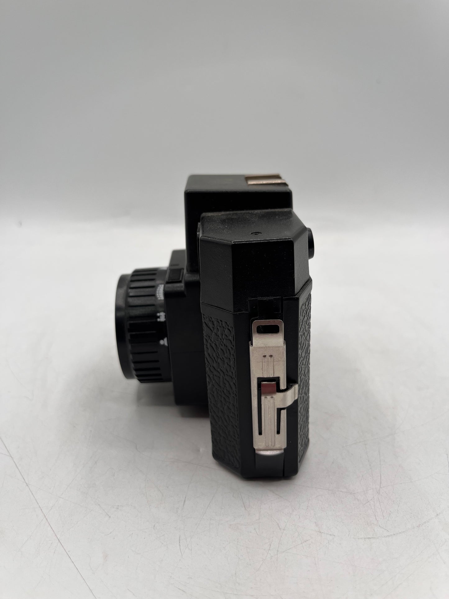 HOLGA 120N 60mm Zone Focusing System f/8 Lens Classic Film Camera - Black