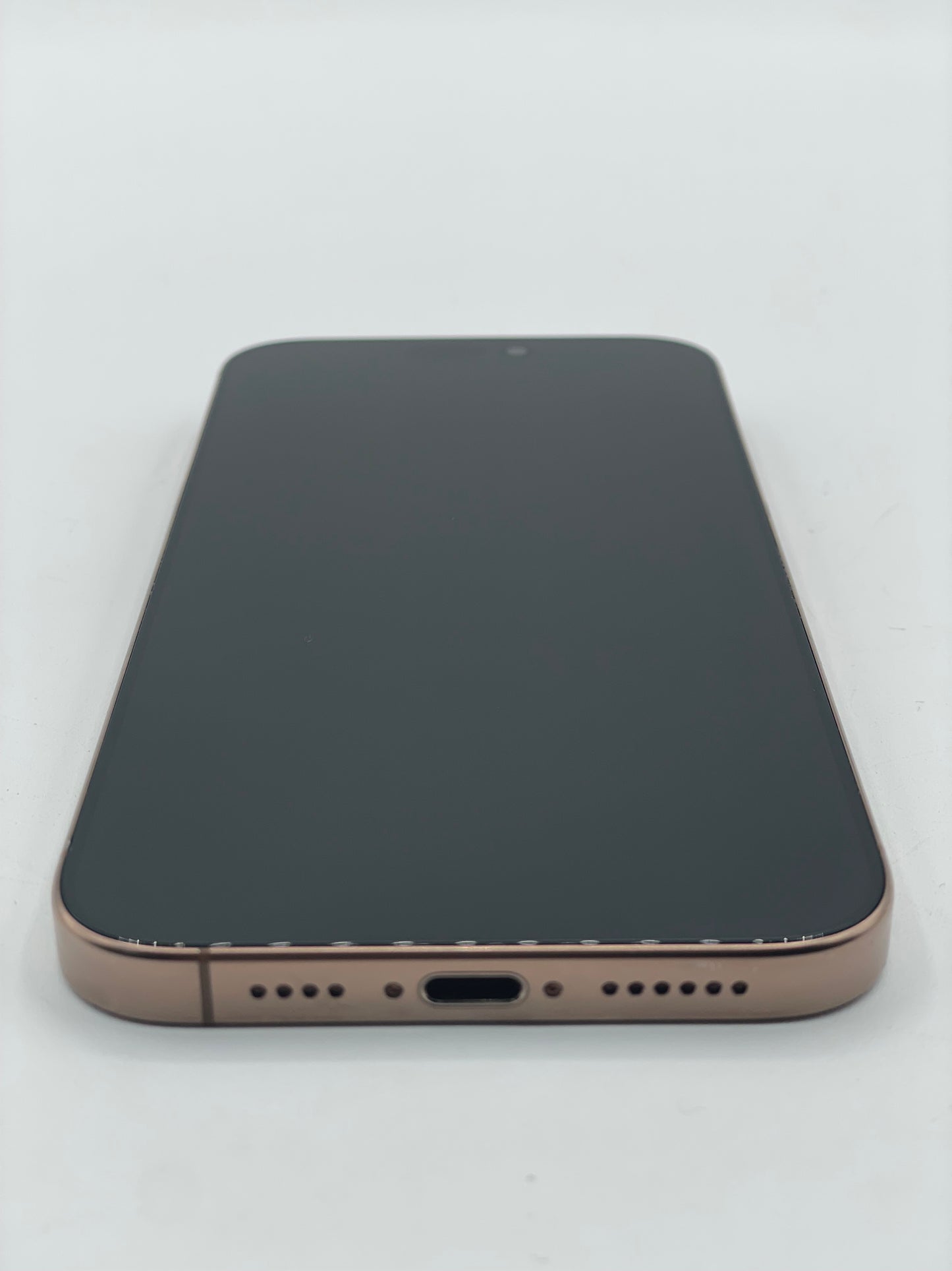 Unlocked Apple iPhone 16 Pro Max 6.7" 256GB A3084 MYW53LL/A Desert Titanium