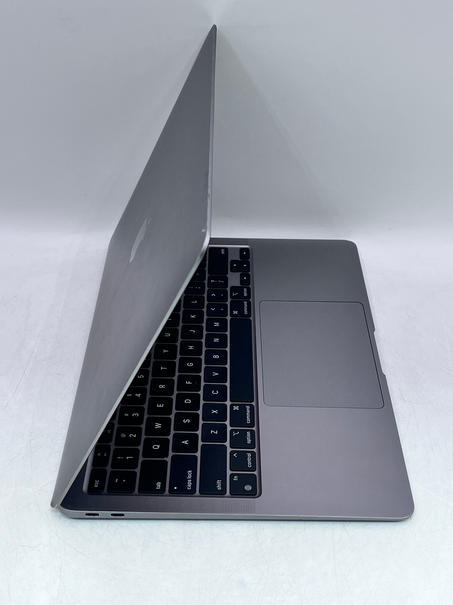 2020 Apple MacBook Air M1 A2337 Silver - 8GB RAM 256GB SSD READ