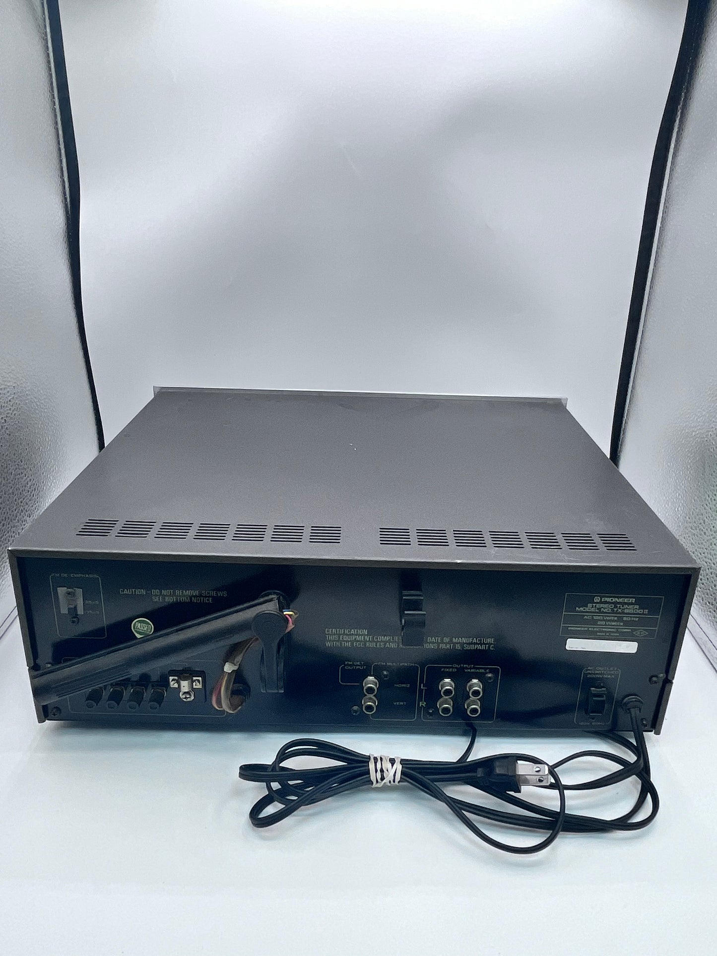 VINTAGE PIONEER TX-8500 II STEREO TUNER SILVER FACED Tested READ
