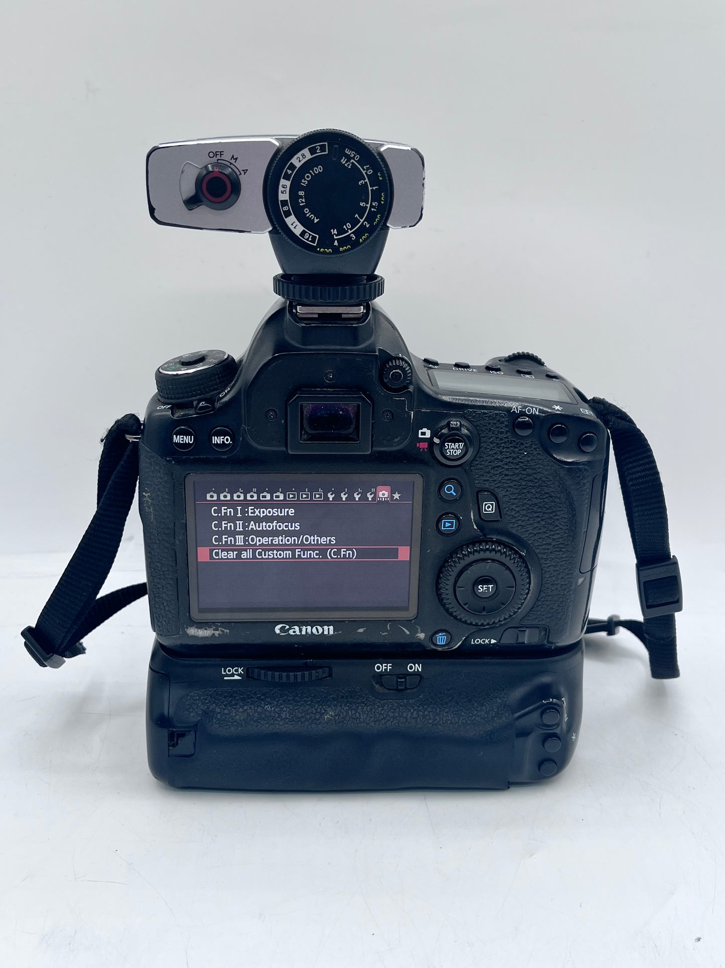 Canon EOS 6D Mark I 20.2 MP Camera W/ Battery Grip and Flash Tested Free Shipping