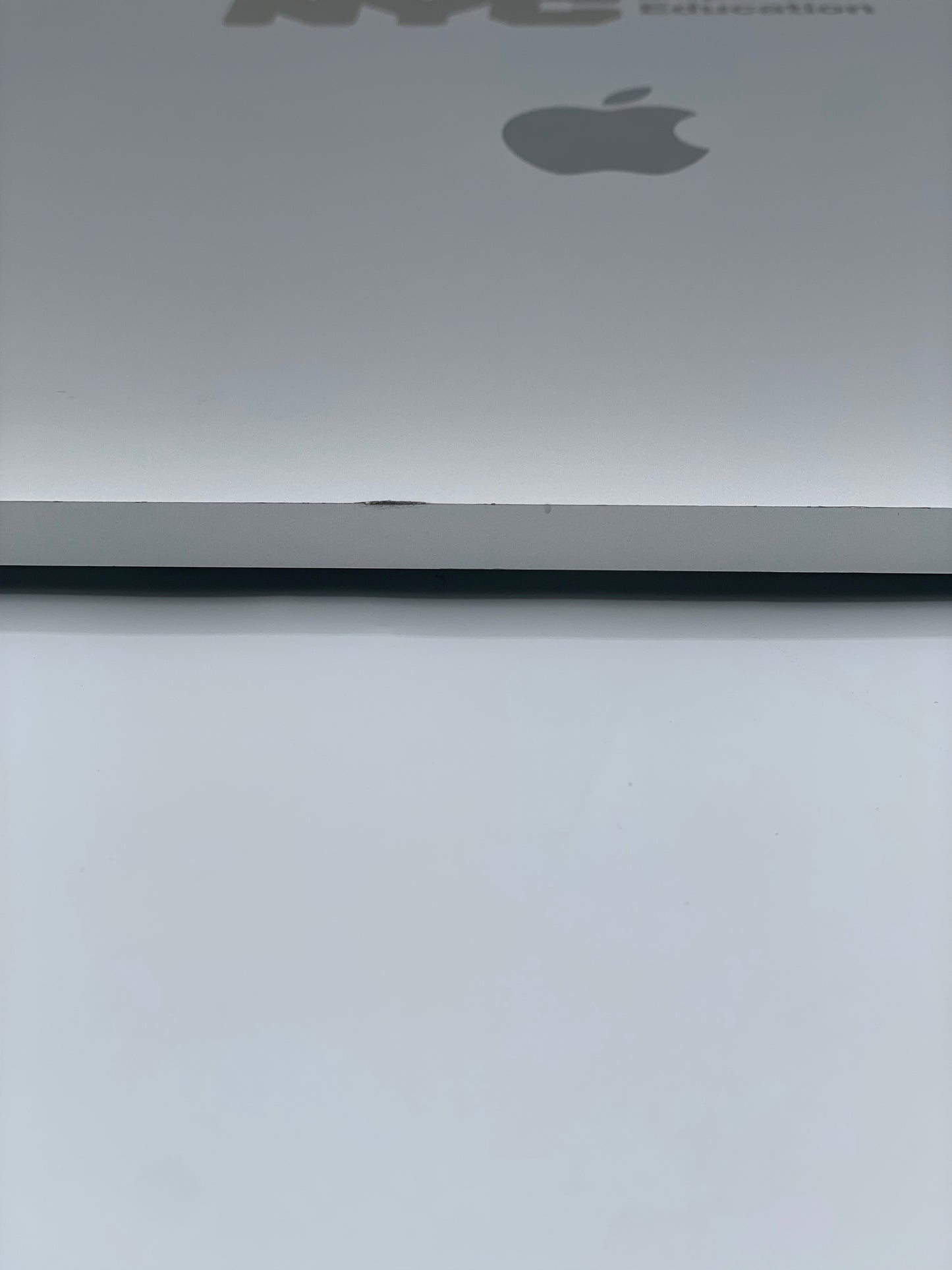 Apple MacBook Air 13.3" M1 8GB 256GB A2337 MGN93LL/A Silver Remotely Managed