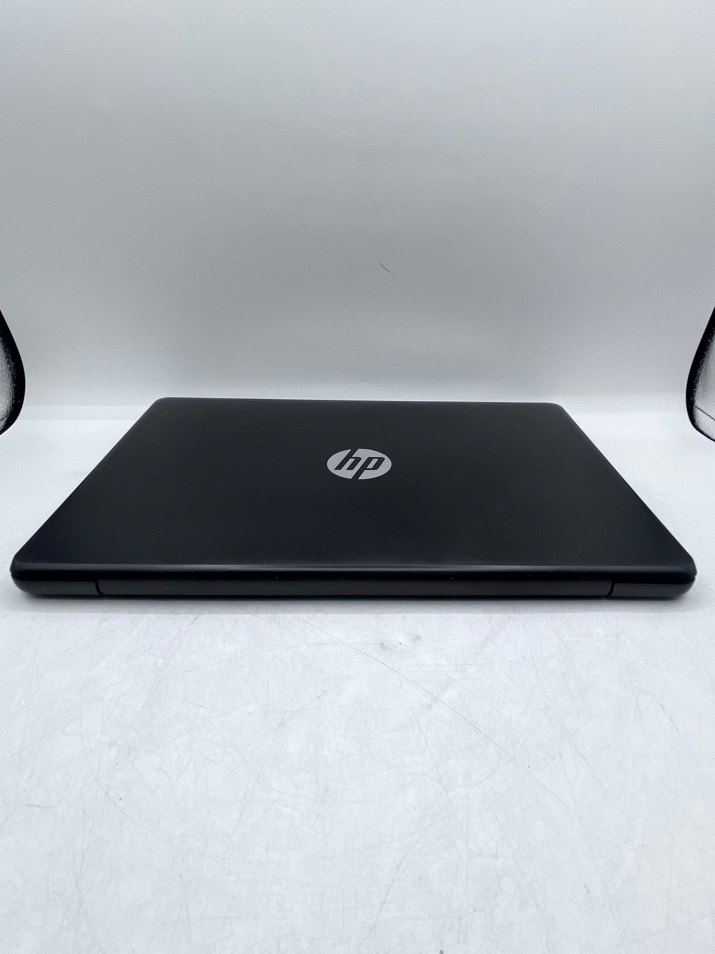 HP Stream Laptop 14-ds0035nr 14" AMD A4-9120e RADEON R3 1.5GHz 4GB RAM 32GB SSD