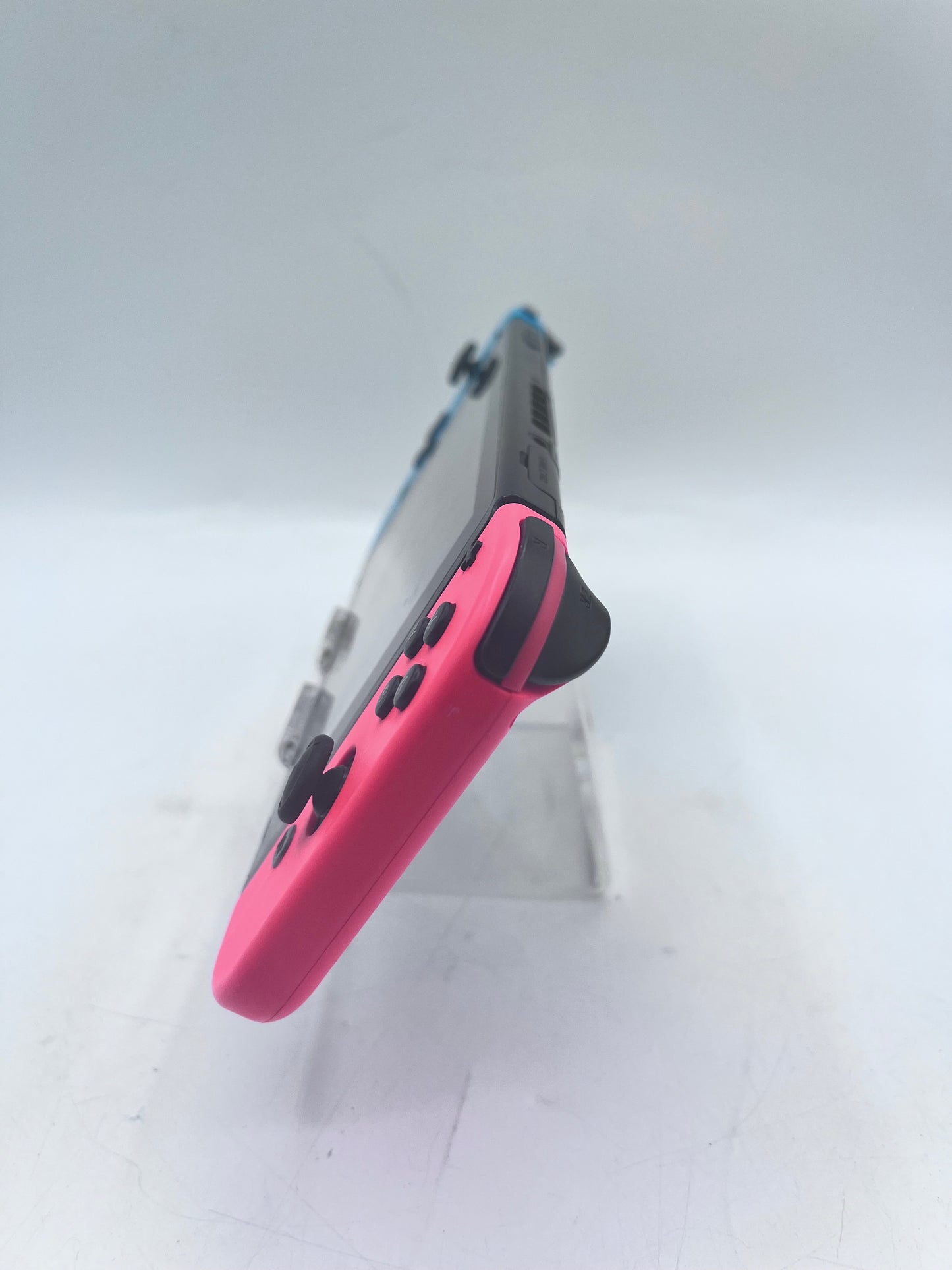 Nintendo Switch HAC-001 32GB Multi-Colored Joycons