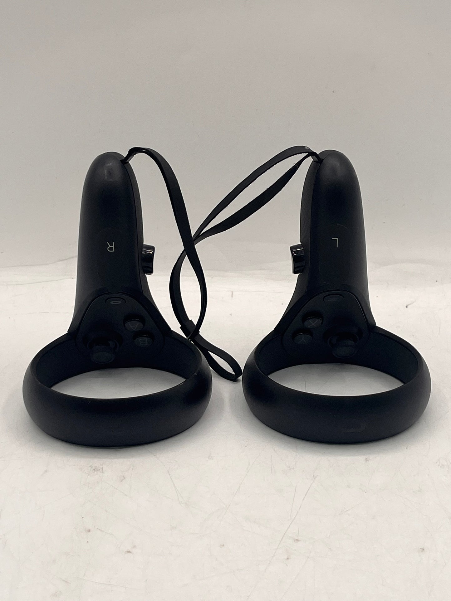 Meta Quest 1 All-in-One VR 64GB Gaming Headset - Black