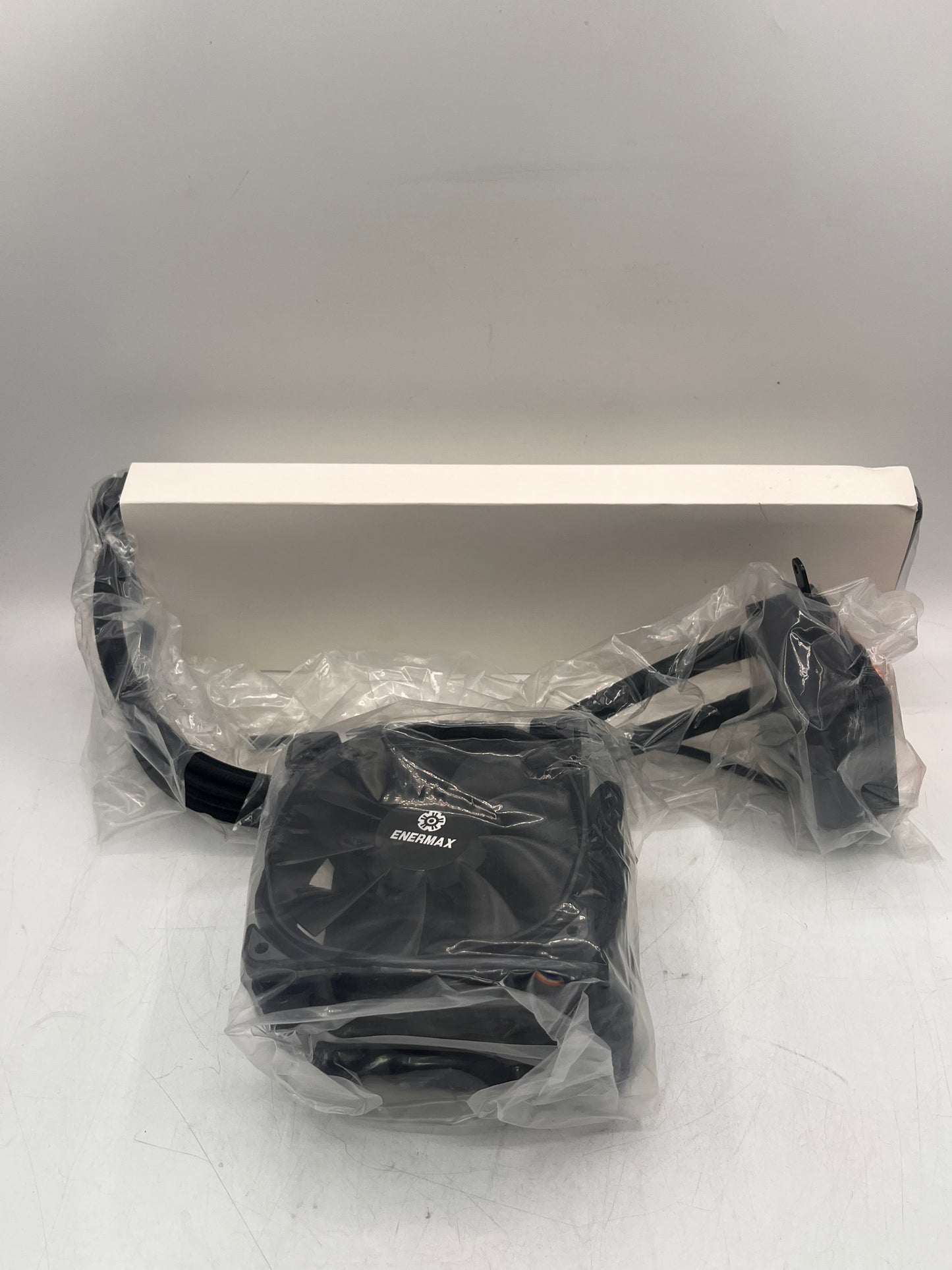 ENERMAX LIQTECH TR4 II 360mm Liquid Cooler ELCLTTRTO360TBP