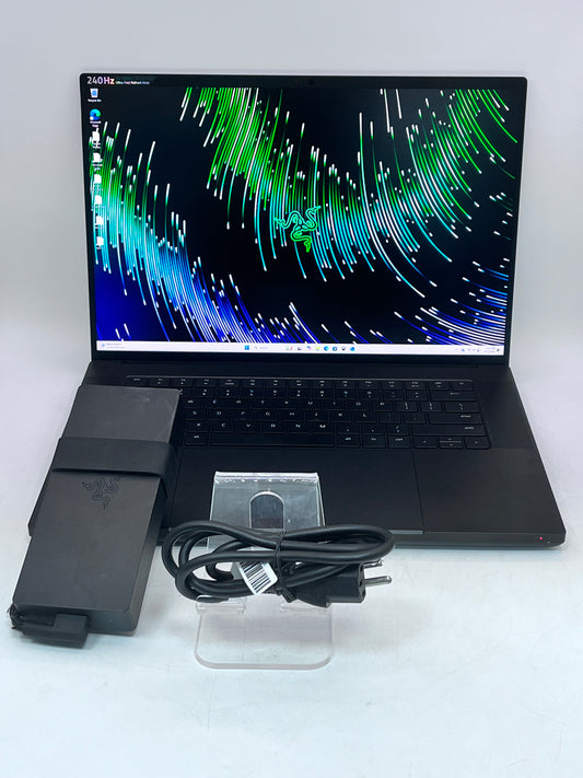 Razer Blade 16 240 Hz i9-13900HX 64GB 1TB RTX 4070 Excellent Condition with new Carrying Case