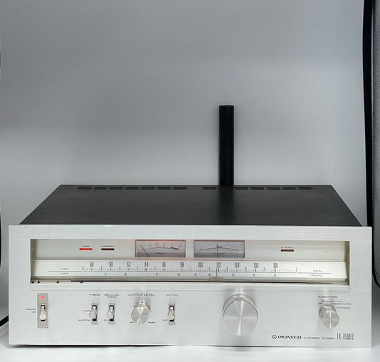 VINTAGE PIONEER TX-8500 II STEREO TUNER SILVER FACED Tested READ