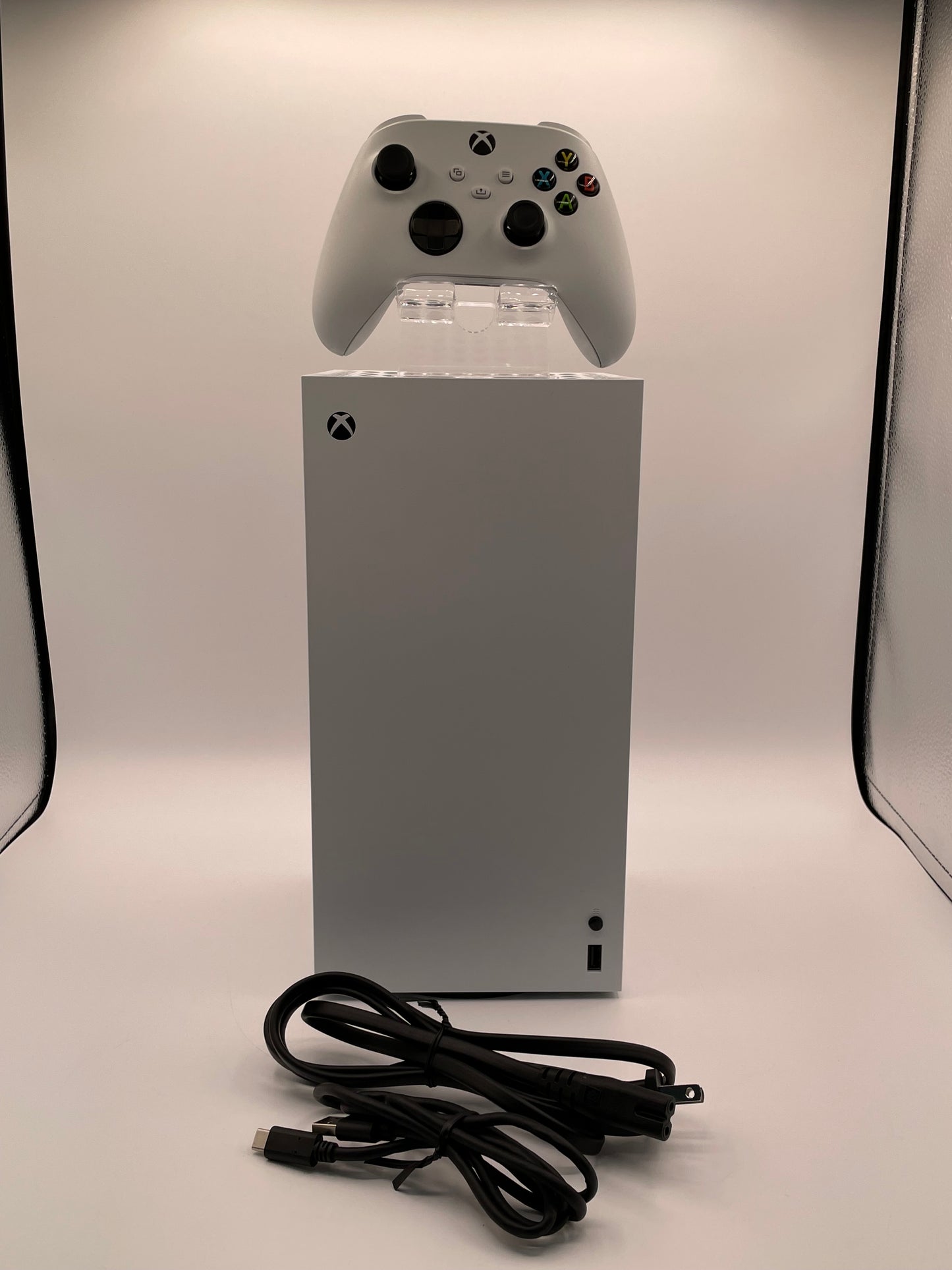Open Box: Xbox Series X 1TB SSD Console 1882  - Includes Xbox Wireless Controller