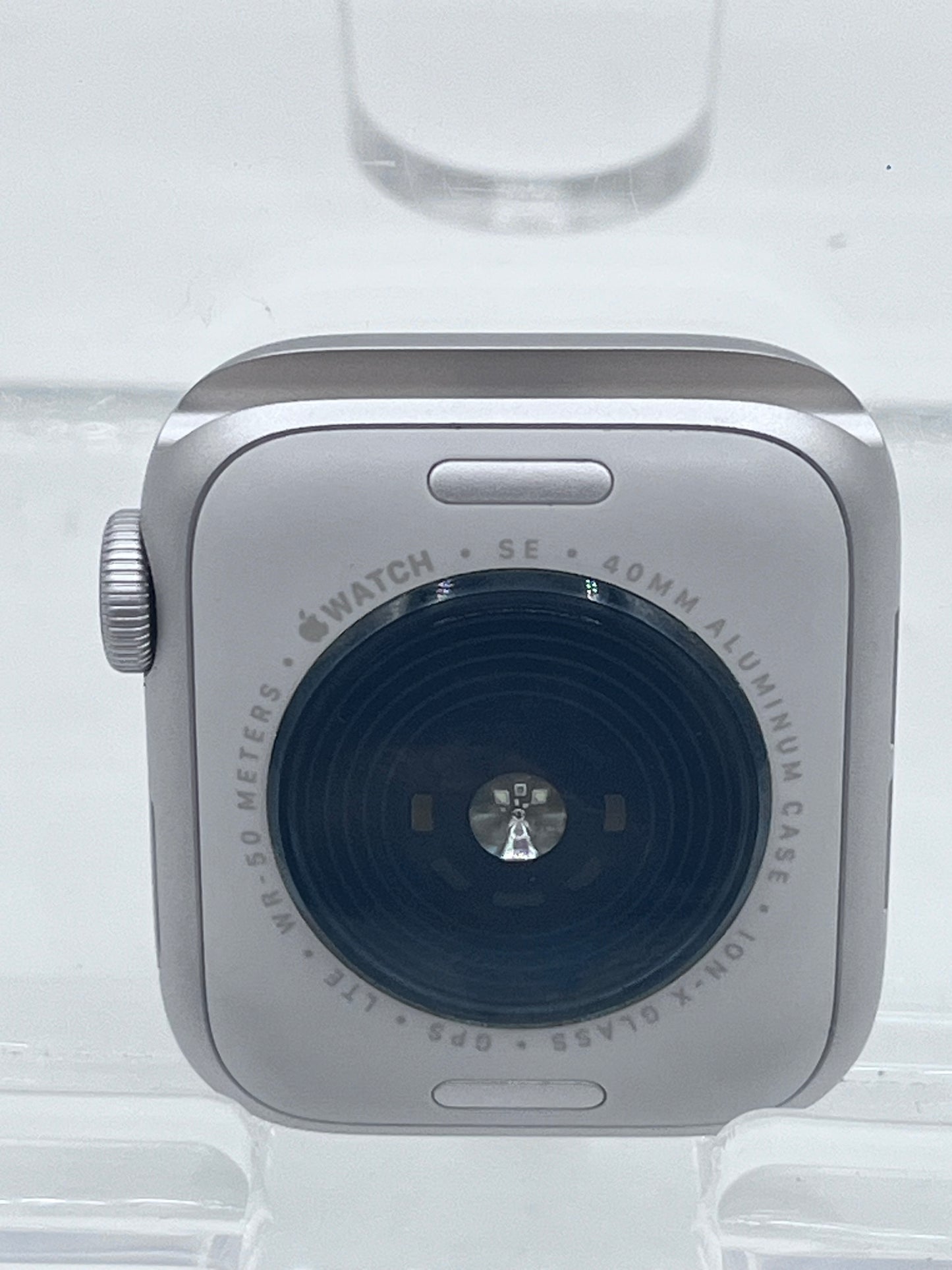 Apple SE 2nd Gen Smart Watch 40mm GPS + LTE32GB  - White