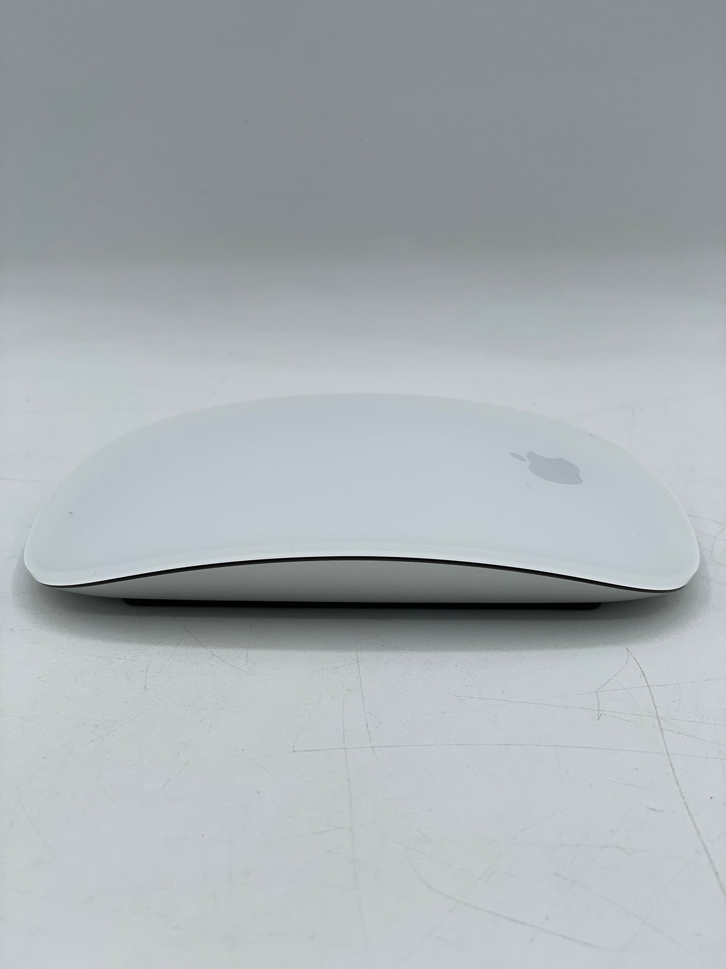 Apple Magic Mouse Wireless Rechargeable A1657 Silver MK2E3AM/A with Box