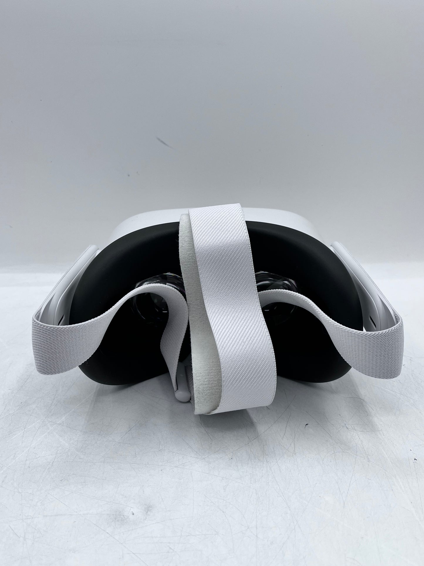 Meta Oculus Quest 2 VR Headset 128GB KW49CM - White