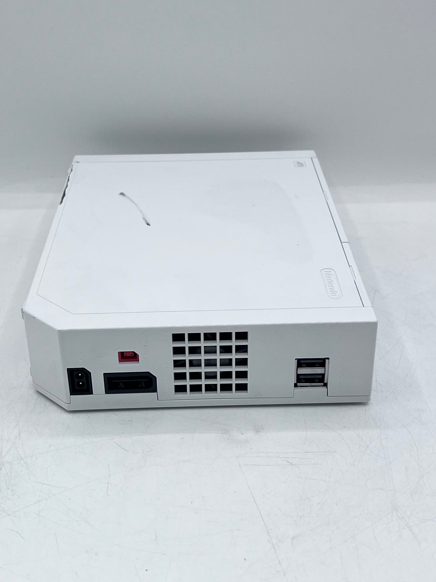 Nintendo Wii Game System (RVL-001) - 512 MB - White