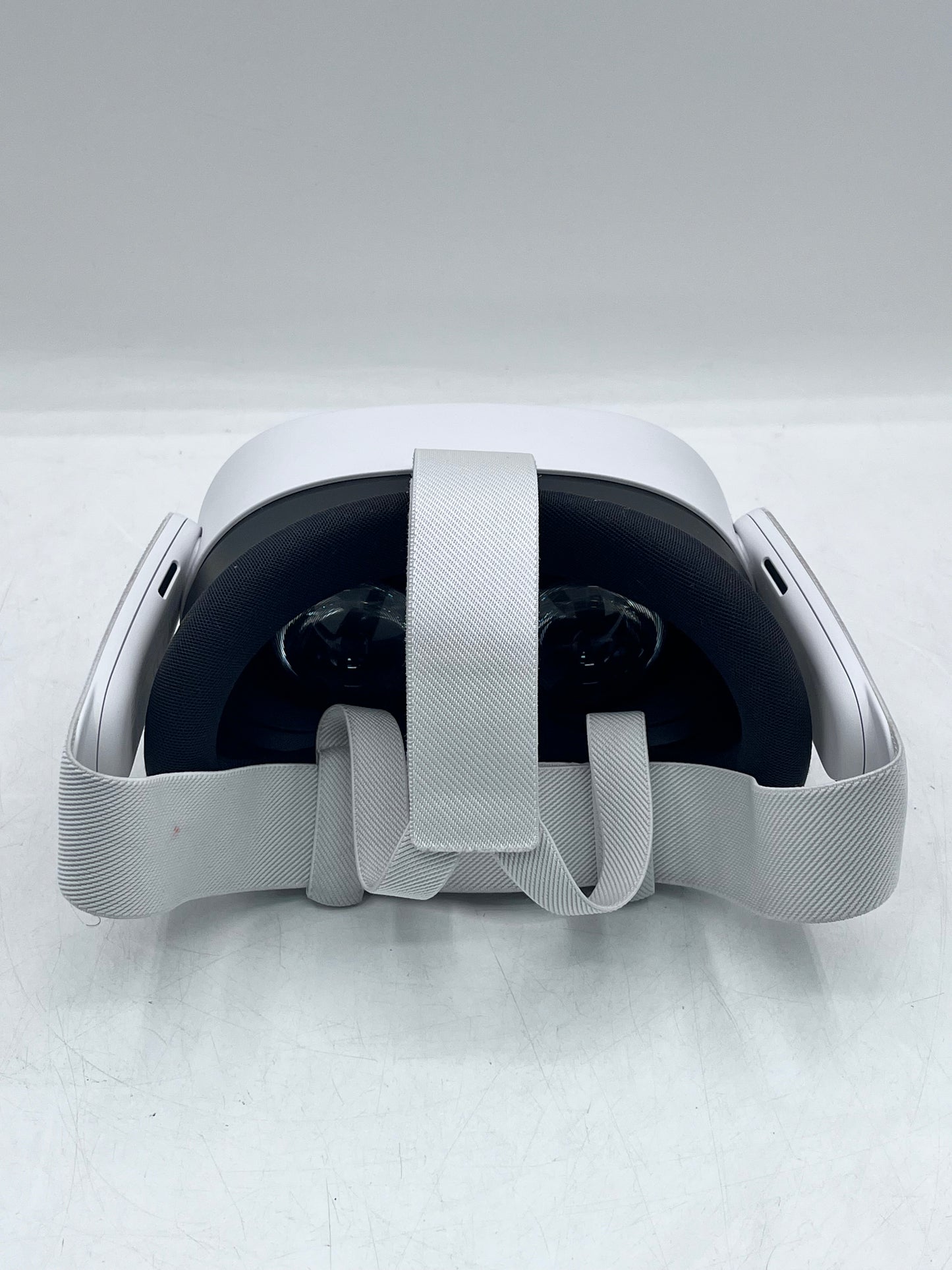 Meta Quest 3s Video Game System - Used - 128GB - White - Fair Condition