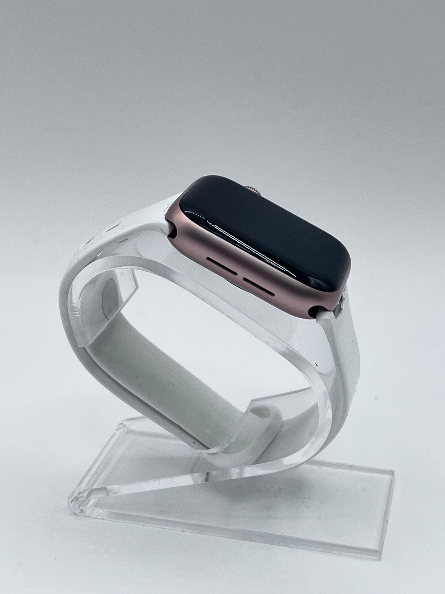Apple Watch SE 1st Gen 40mm  GPS Smart Watch - Rose Gold
