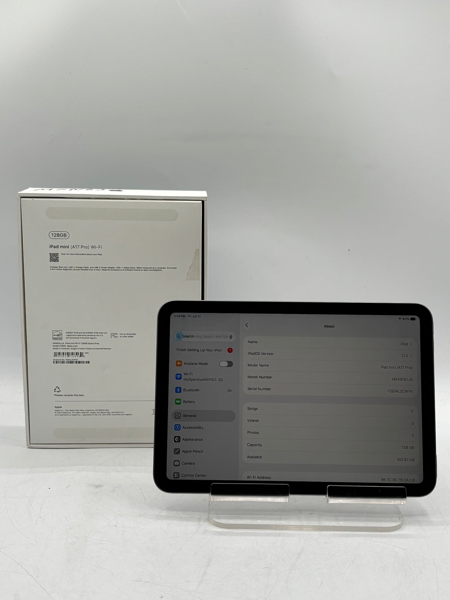 Apple iPad Mini 7th Gen A2993 128GB Wi-Fi Only Space Gray 64 Cycle Count