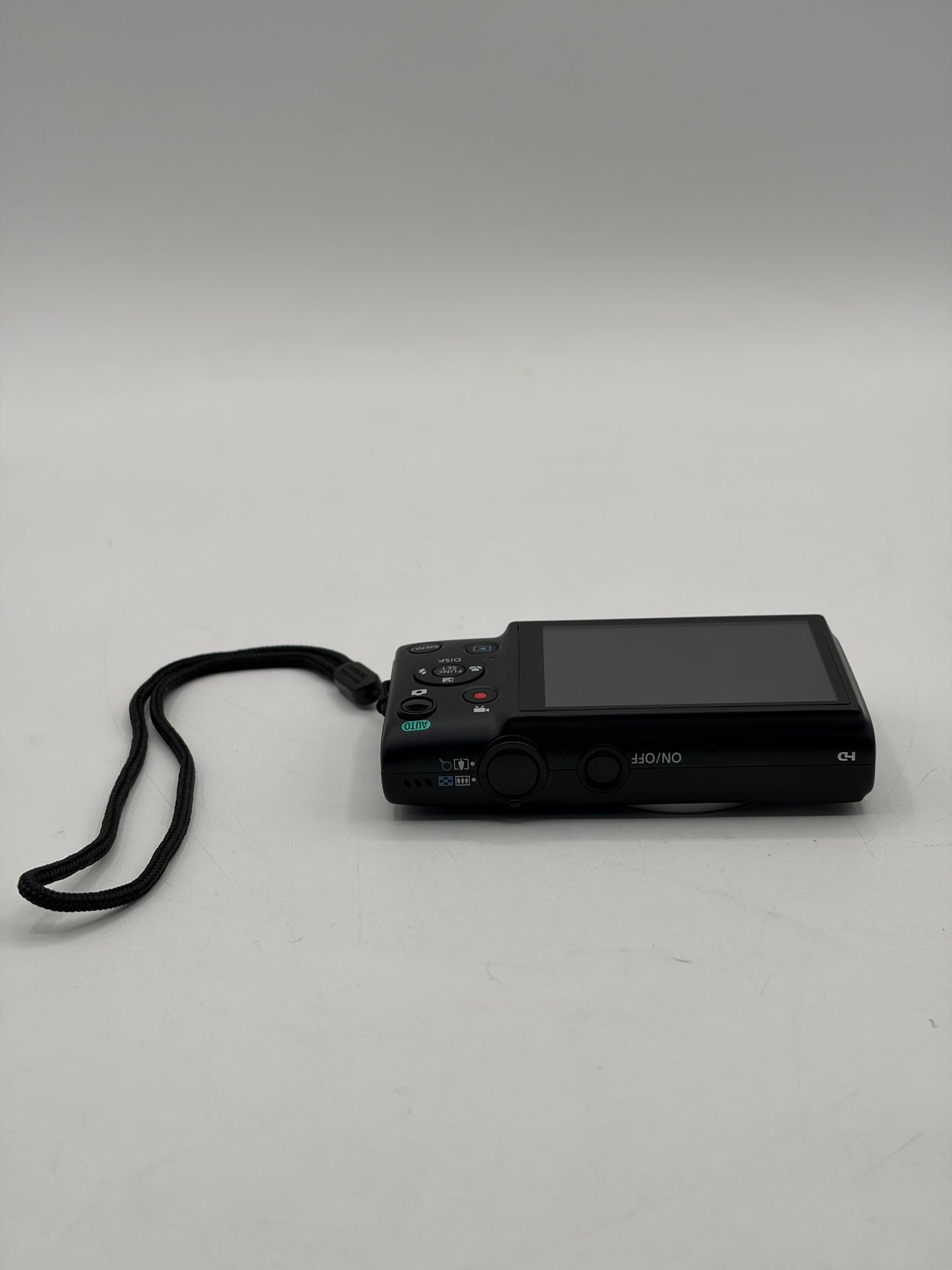Canon PowerShot ELPH 115 IS Digital Camera 16.0MP | 2 Batteries & 32GB SD Card
