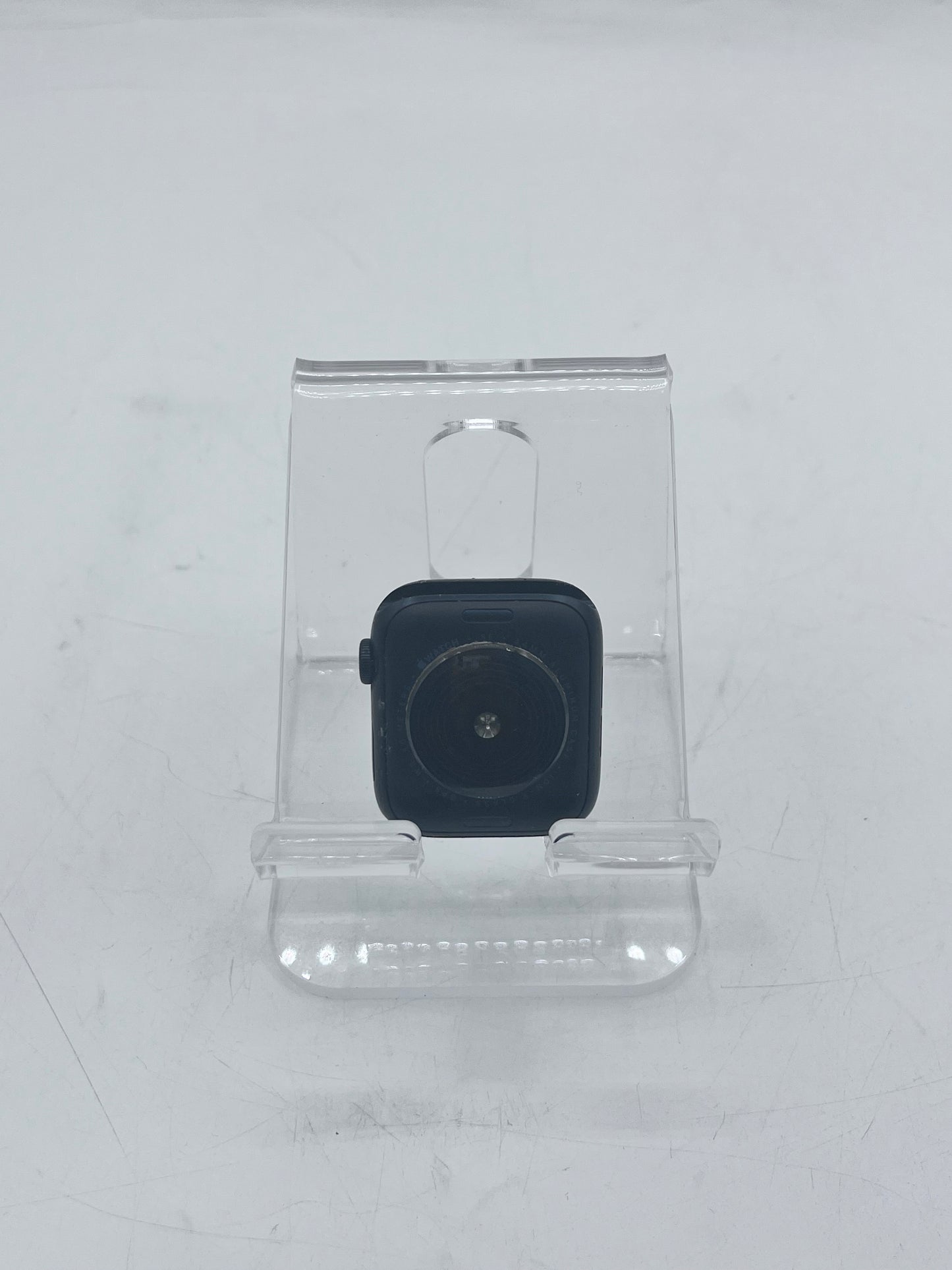 GPS Only Apple Watch SE 2nd Gen 44MM Midnight Aluminum Black Sport Band A2723