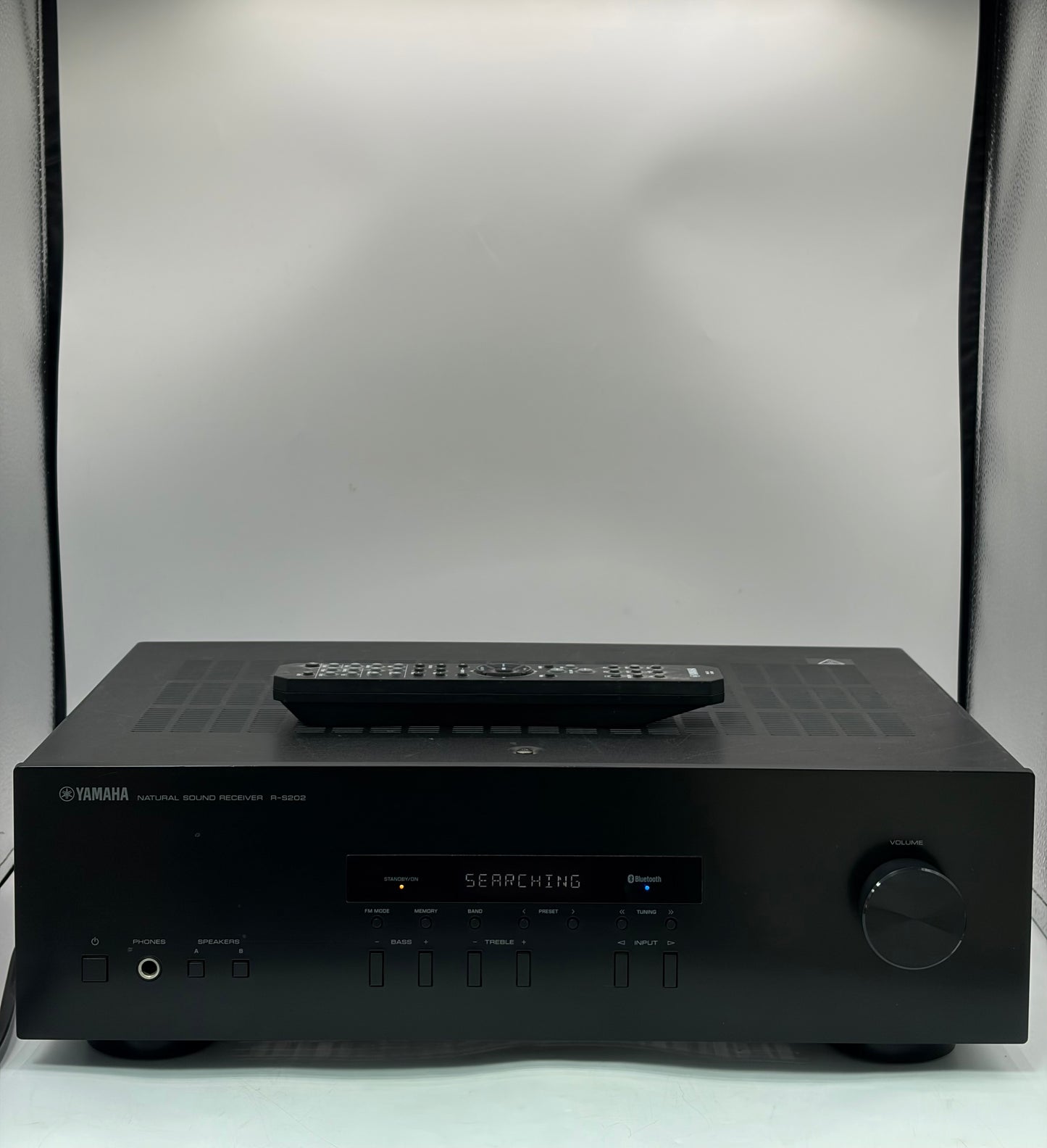 Yamaha R-S202 2ch. Natural Sound 200W Bluetooth Stereo Receiver
