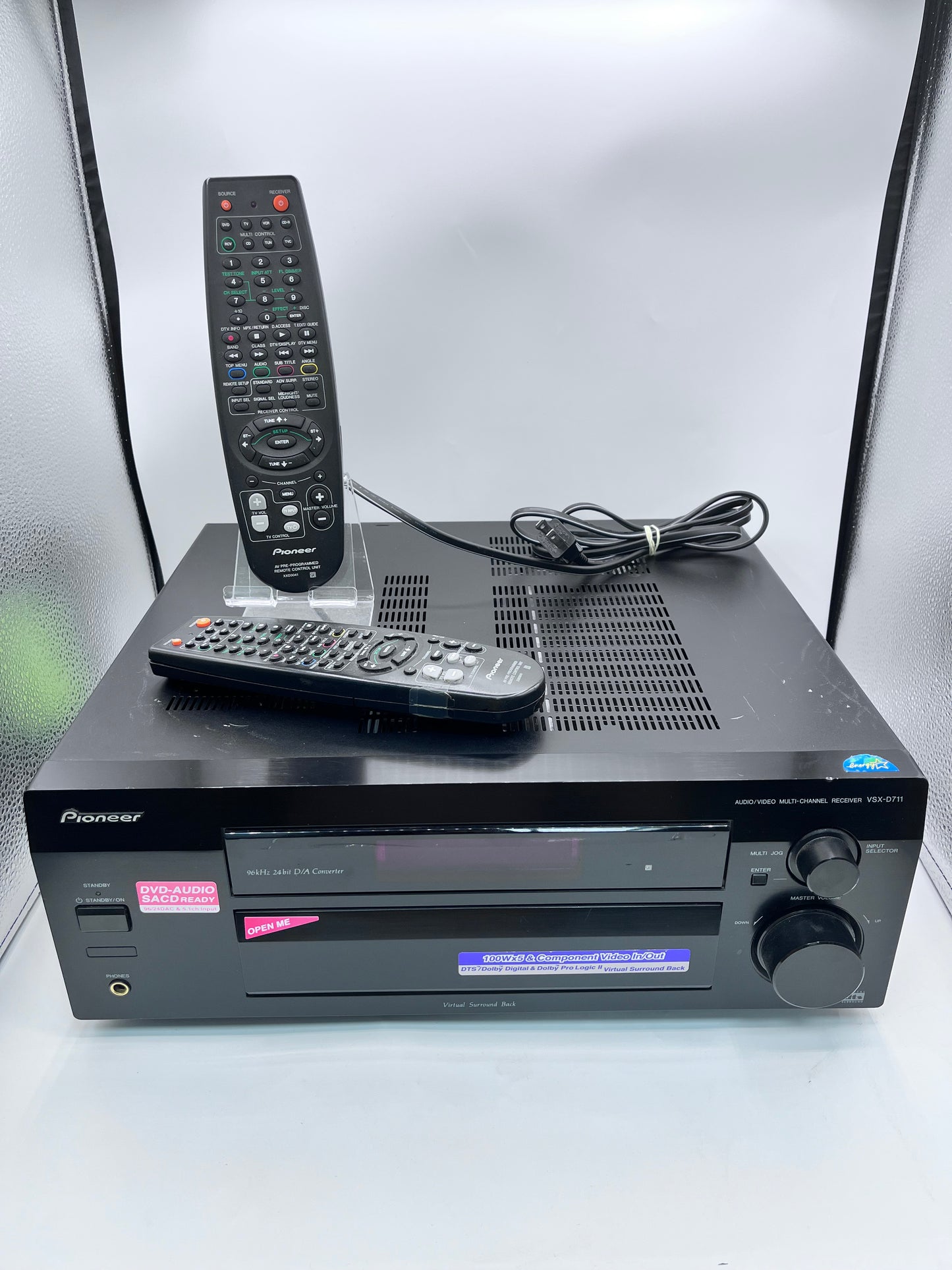 Pioneer VSX-D711 5.1 600W Dolby Digital Surround Receiver Black