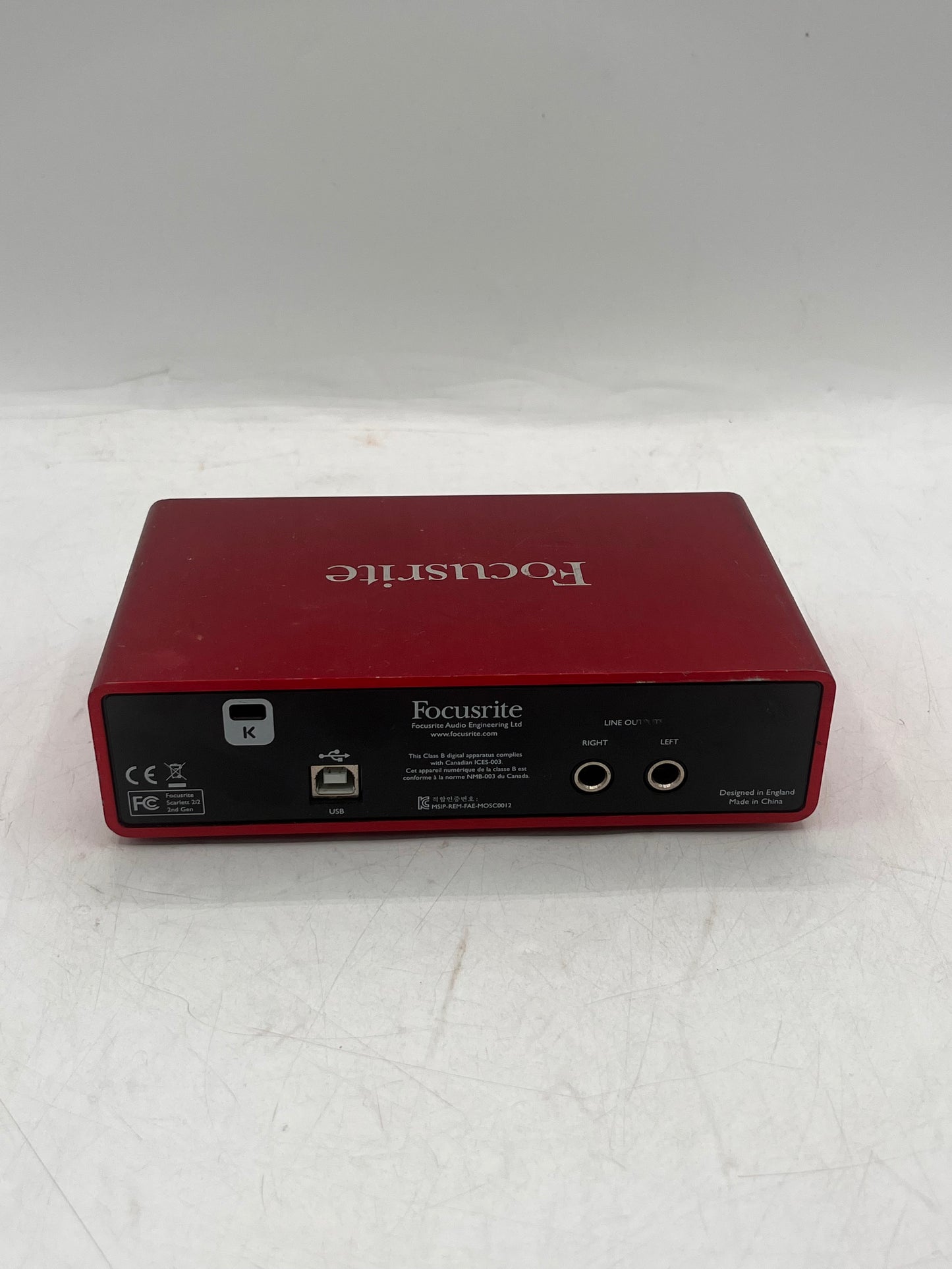 Focusrite Scarlett 2i2 2nd Gen 2-Channel USB Audio Interface - Red