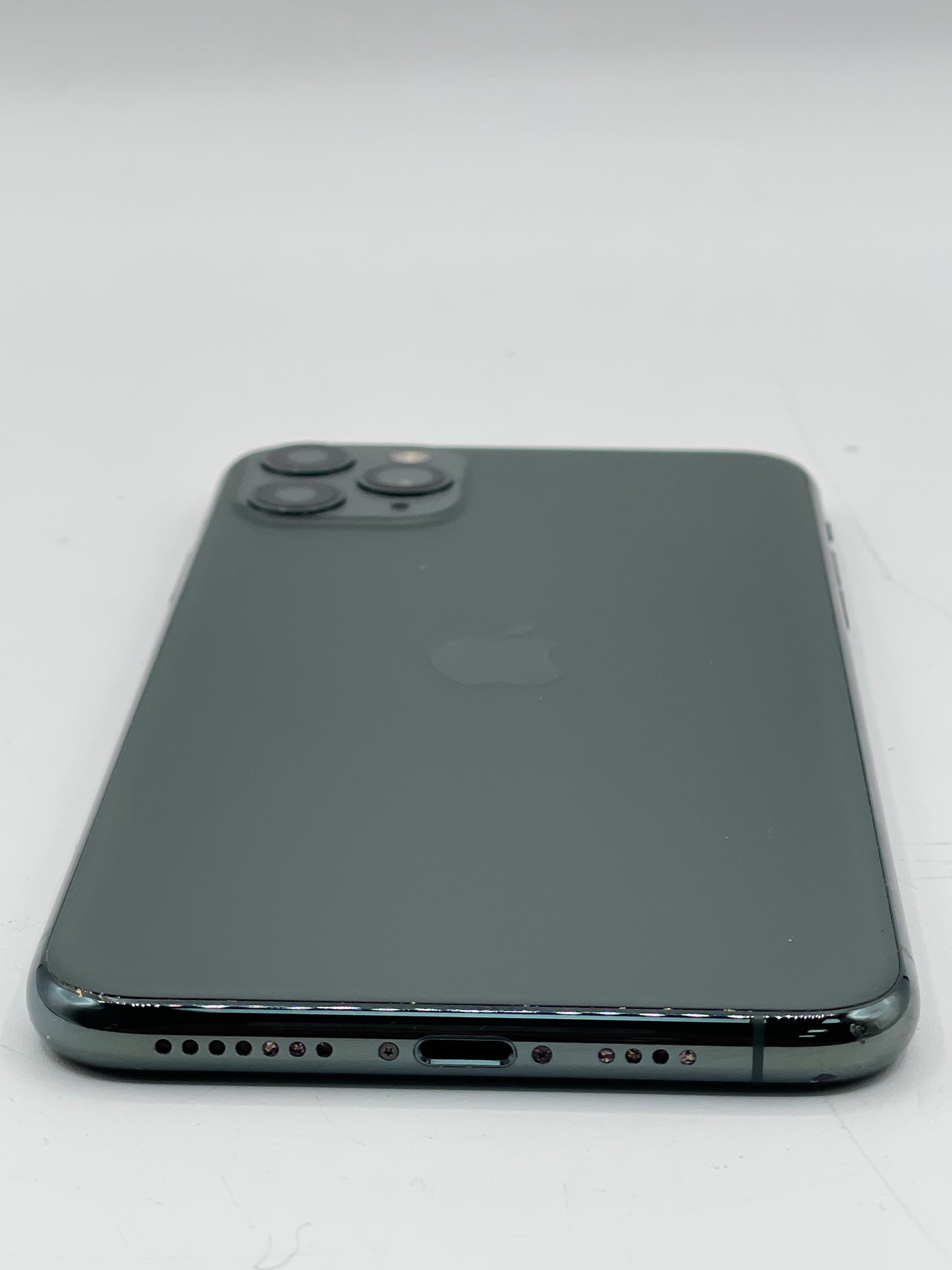 Unlocked Apple iPhone 11 Pro Max 256GB MWG92LL/A A2161 Green 91% Battery