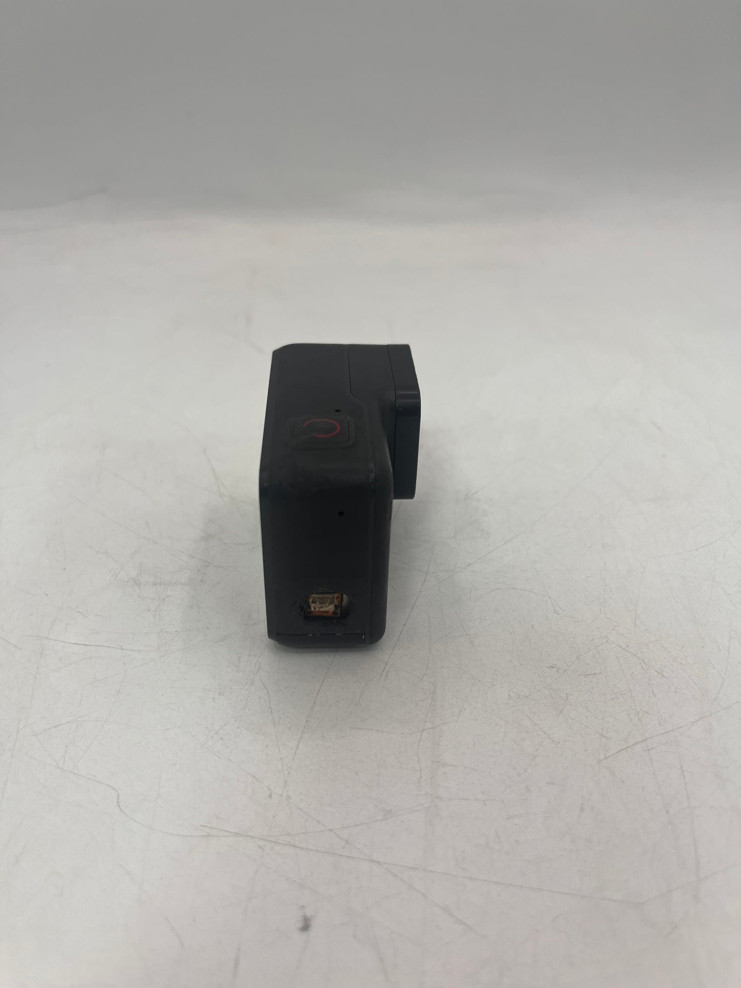 GoPro HERO7 Action Camera - BLACK Broken