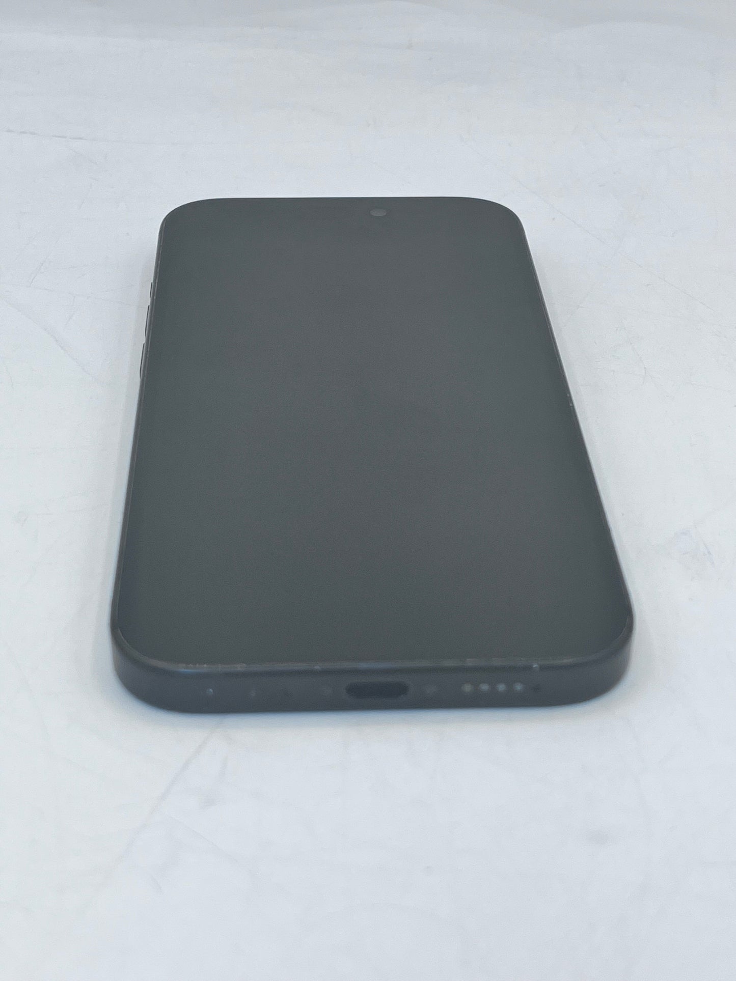 T-Mobile Apple iPhone 15 MTLV3LL/A A2846 6.1" 128GB - Black READ