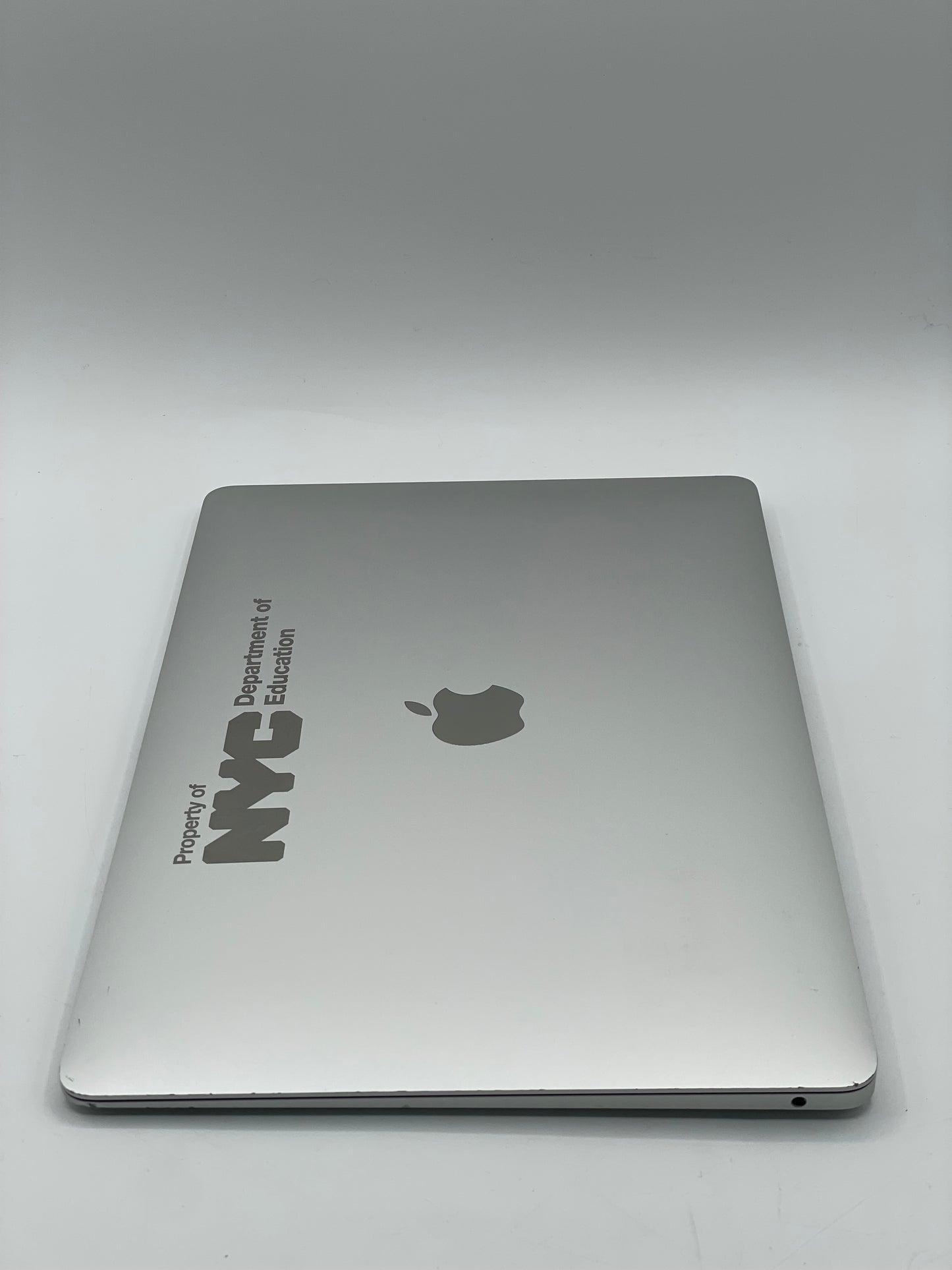 2020 Apple MacBook Air 13.3" M1 7C 8GB 256GB A2337 REMOTELY MANAGED