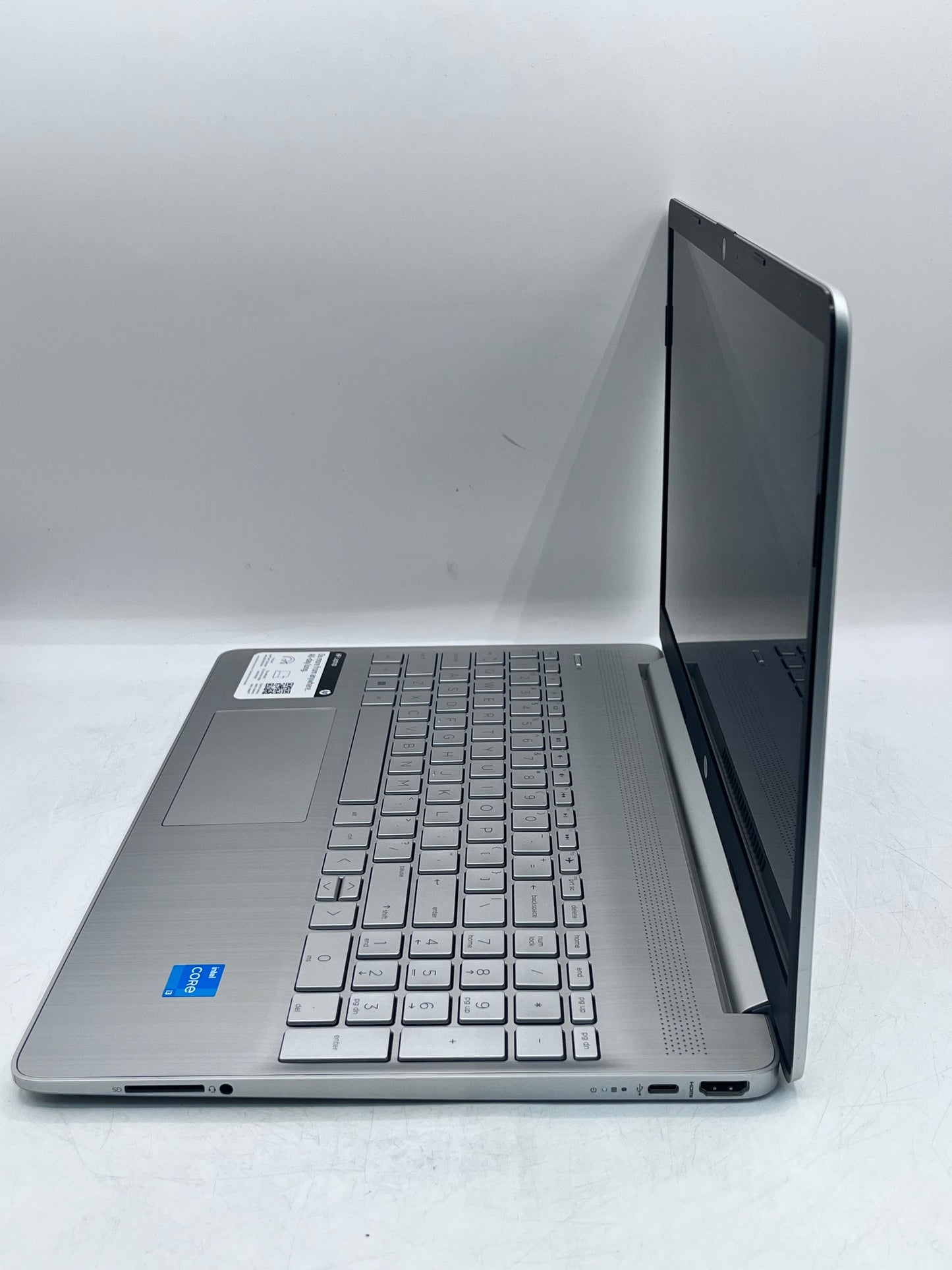 HP 15-DY2702DX Laptop Intel Core i3 8GB 256GB  - Silver
