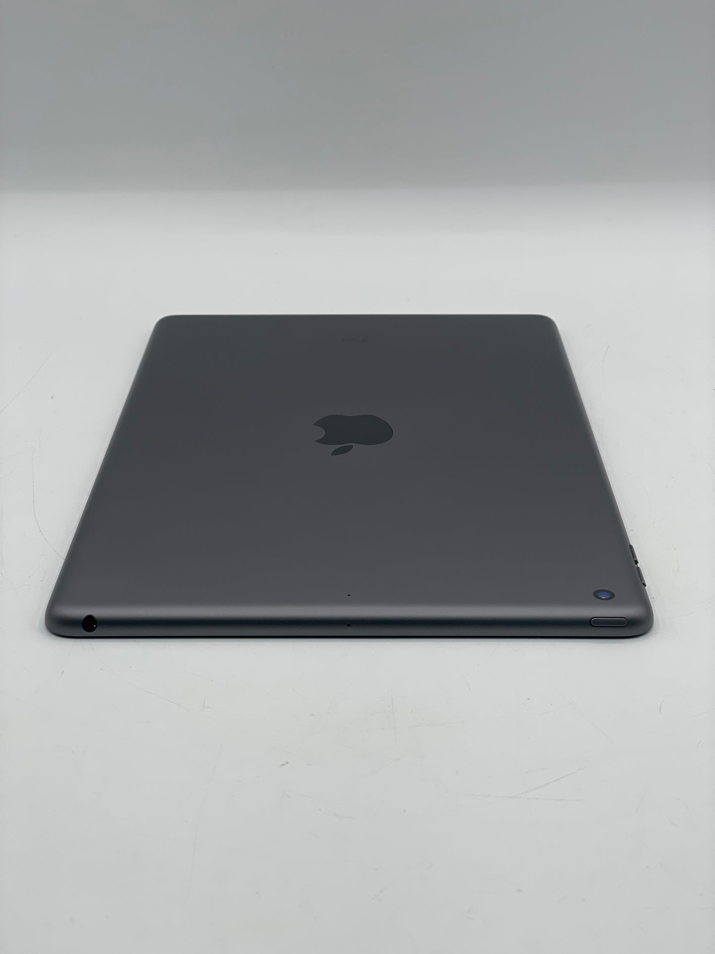 Apple iPad (9th Generation) 64 GB A2602 MK2K3LL/A Wi-Fi 10.2 in Space Gray