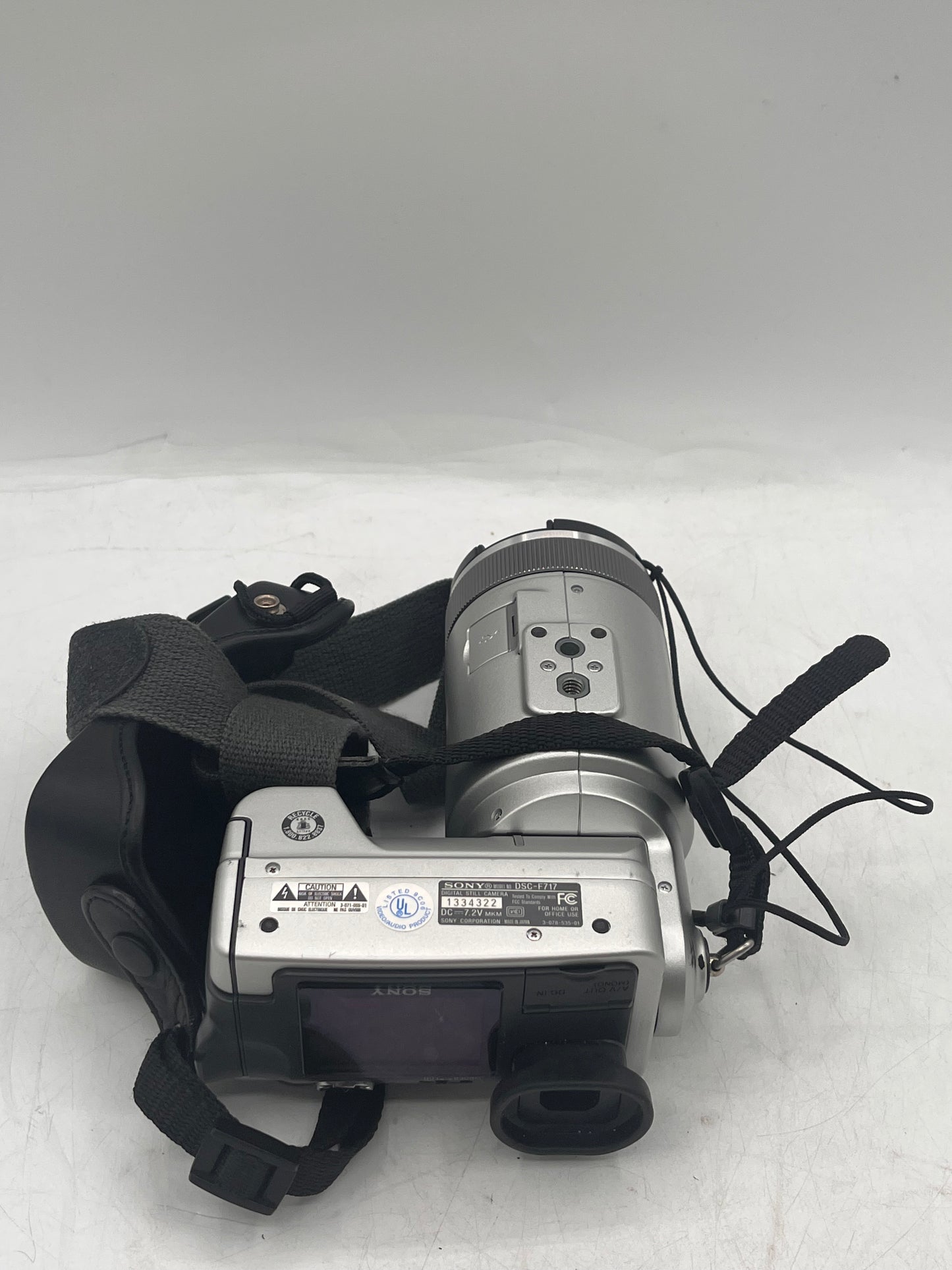 Sony MPEGMOVIE HQX DSC-F717 Digital Camera - Black PARTS