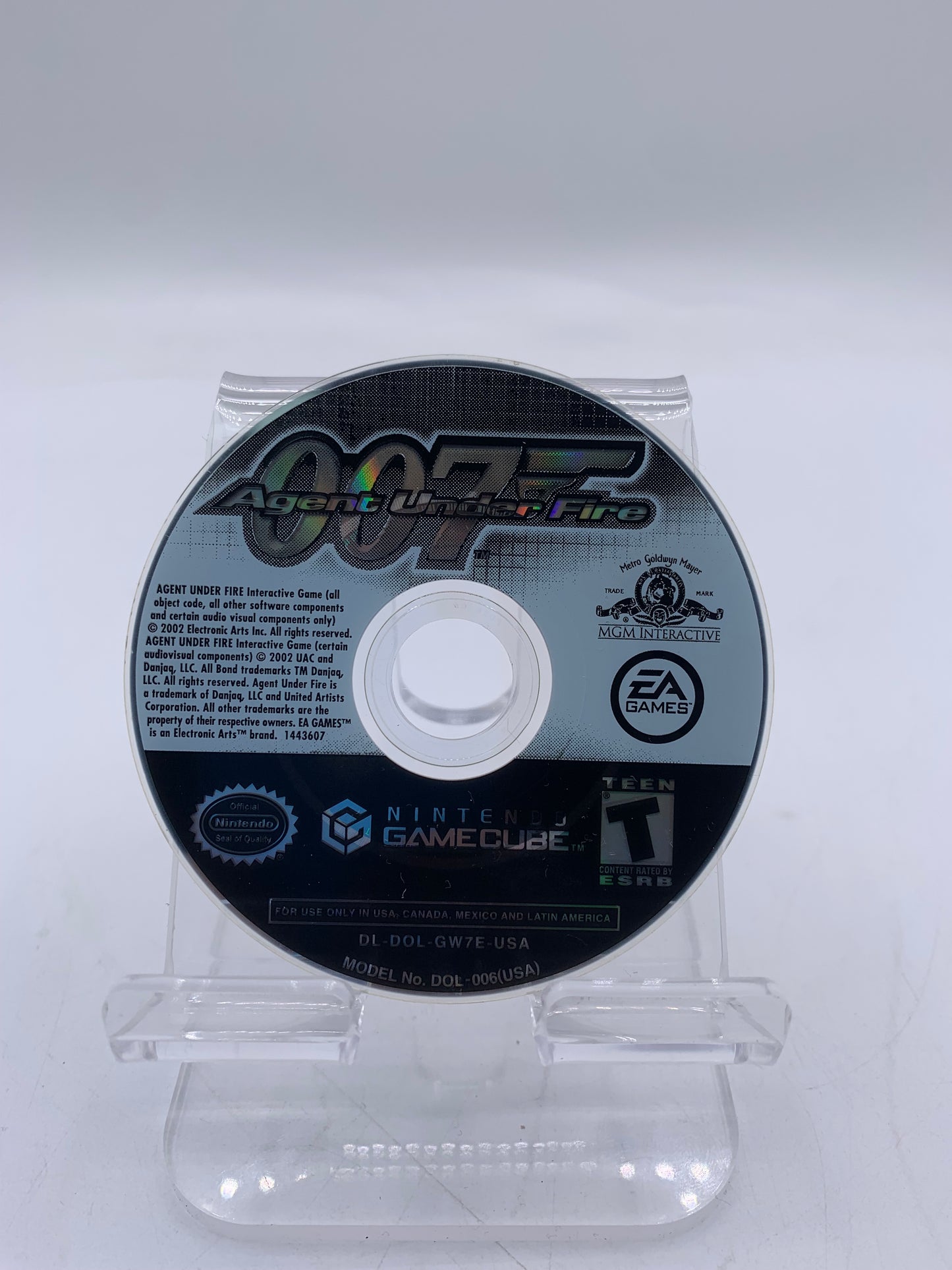 007 Agent Under Fire - GameCube - Free Shipping!
