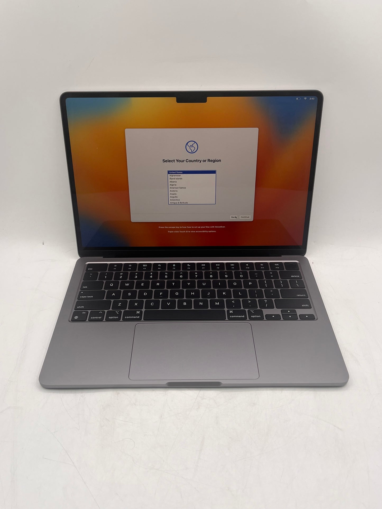2023 Apple MacBook Air 13" M2 8GB 256GB A2681 Remotely Managed
