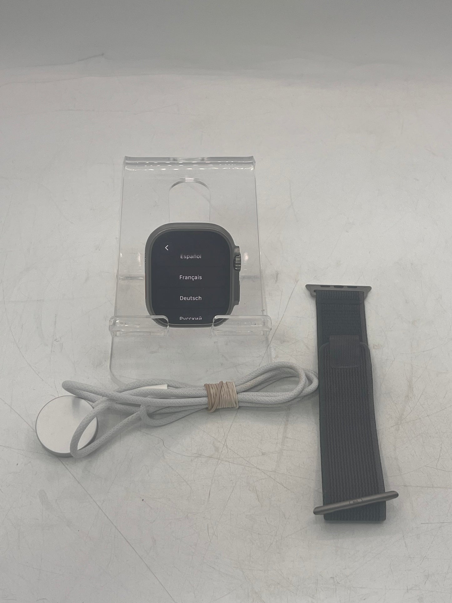 Apple Watch Ultra 2 A2986 (2023) GPS + Cellular 49mm Titanium Smart Watch