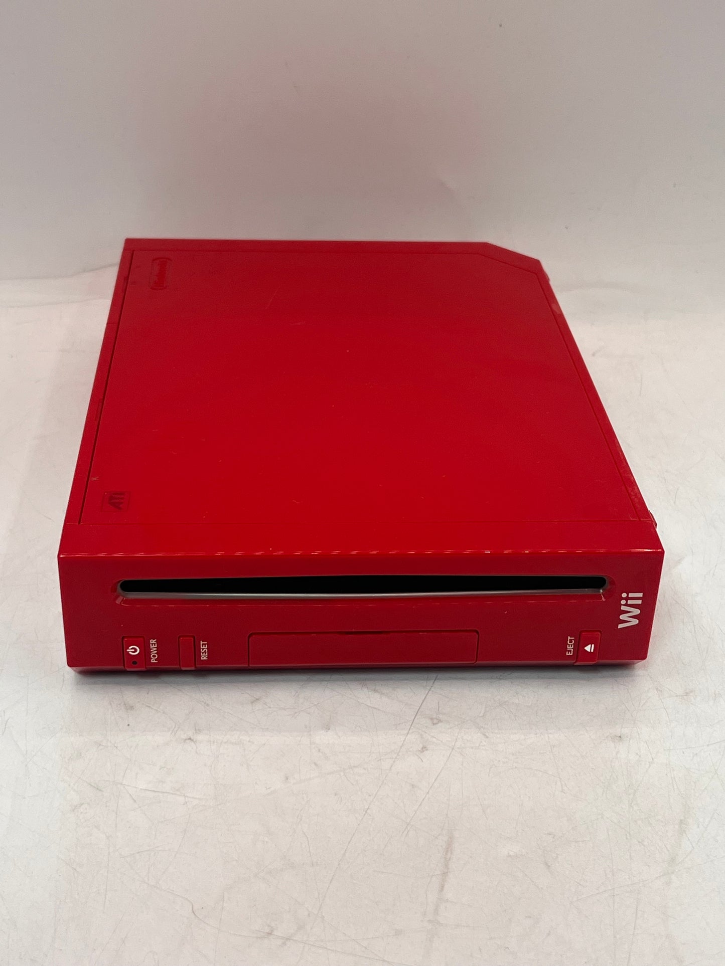 Nintendo Wii RVL-001 2006 Red Video Game System with 2 Controllers