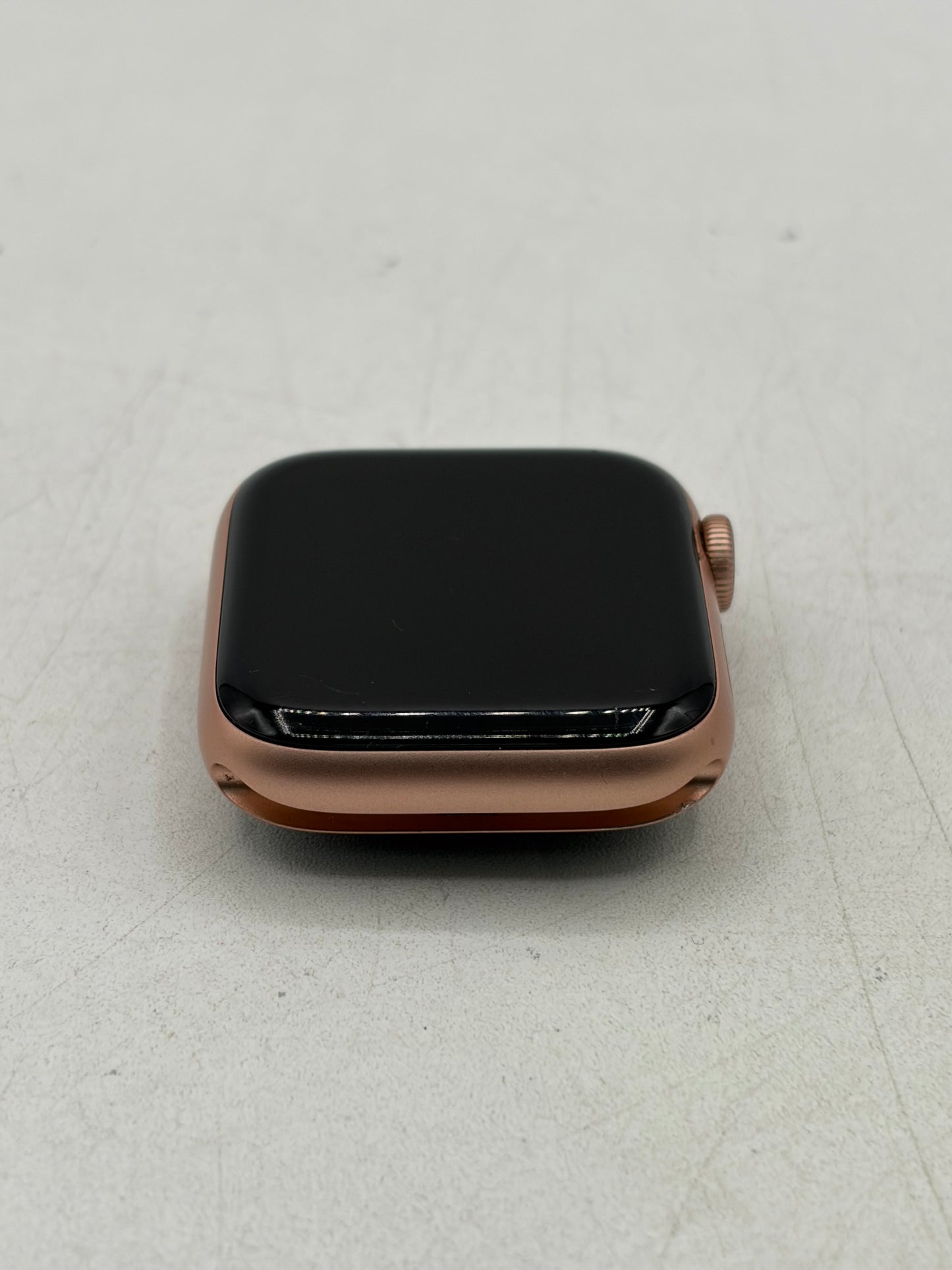 Unlocked Apple Watch Series 5 A2095 44mm GPS + Cellular Aluminum Rose Gold