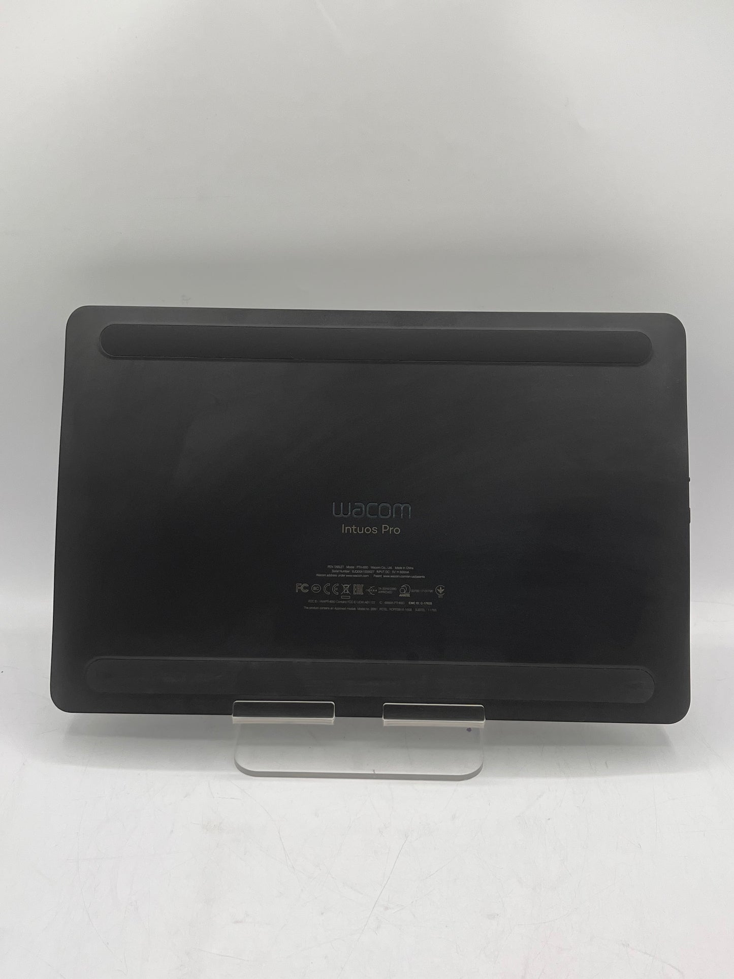 Wacom PTH660 Intuos Pro Medium Graphic Tablet with Pen and USB Cable