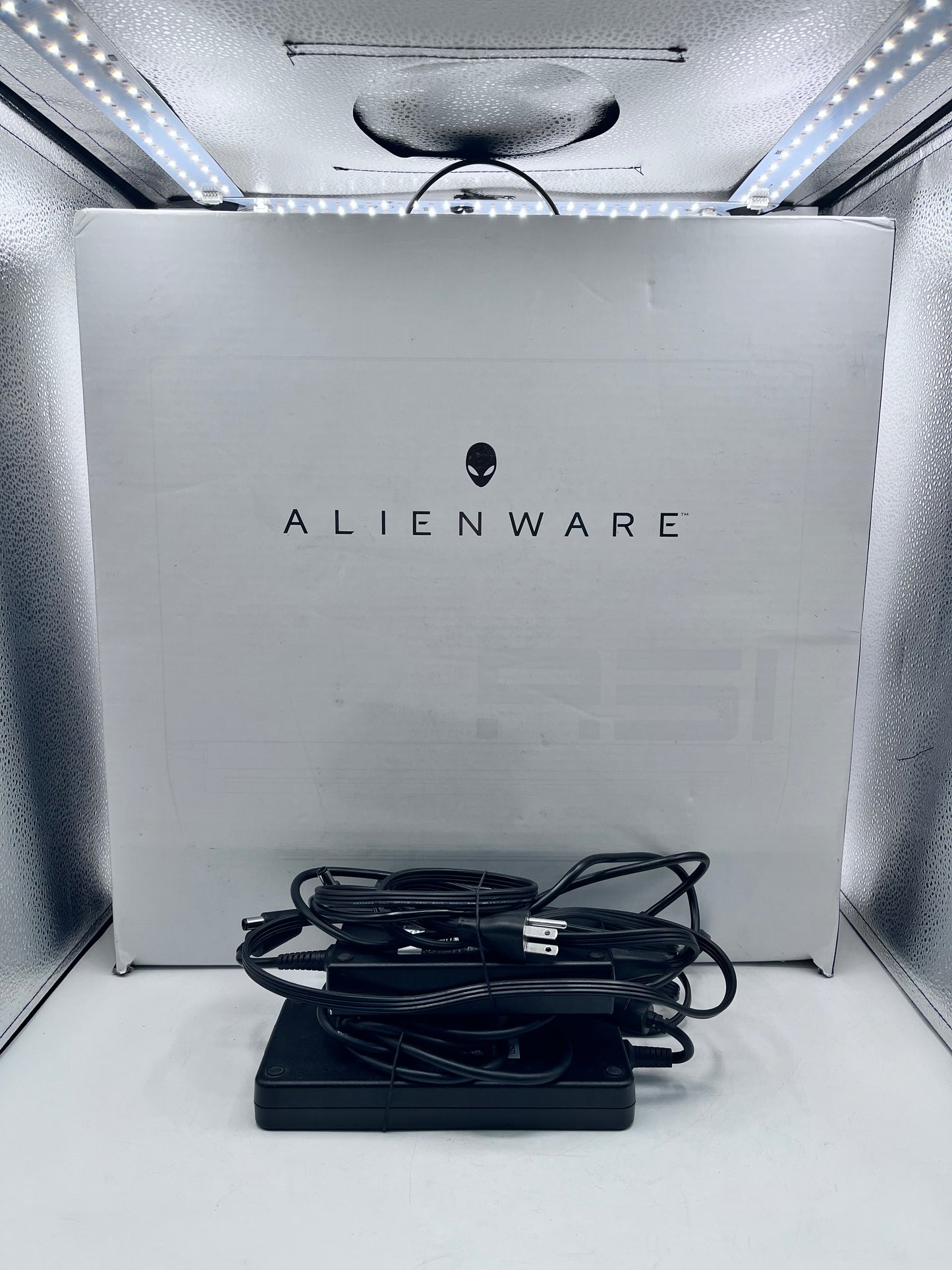 Alienware Area 51M Laptop, i9-9900K, 64GB RAM, RTX 2070, 2TB SSD with 2 chargers