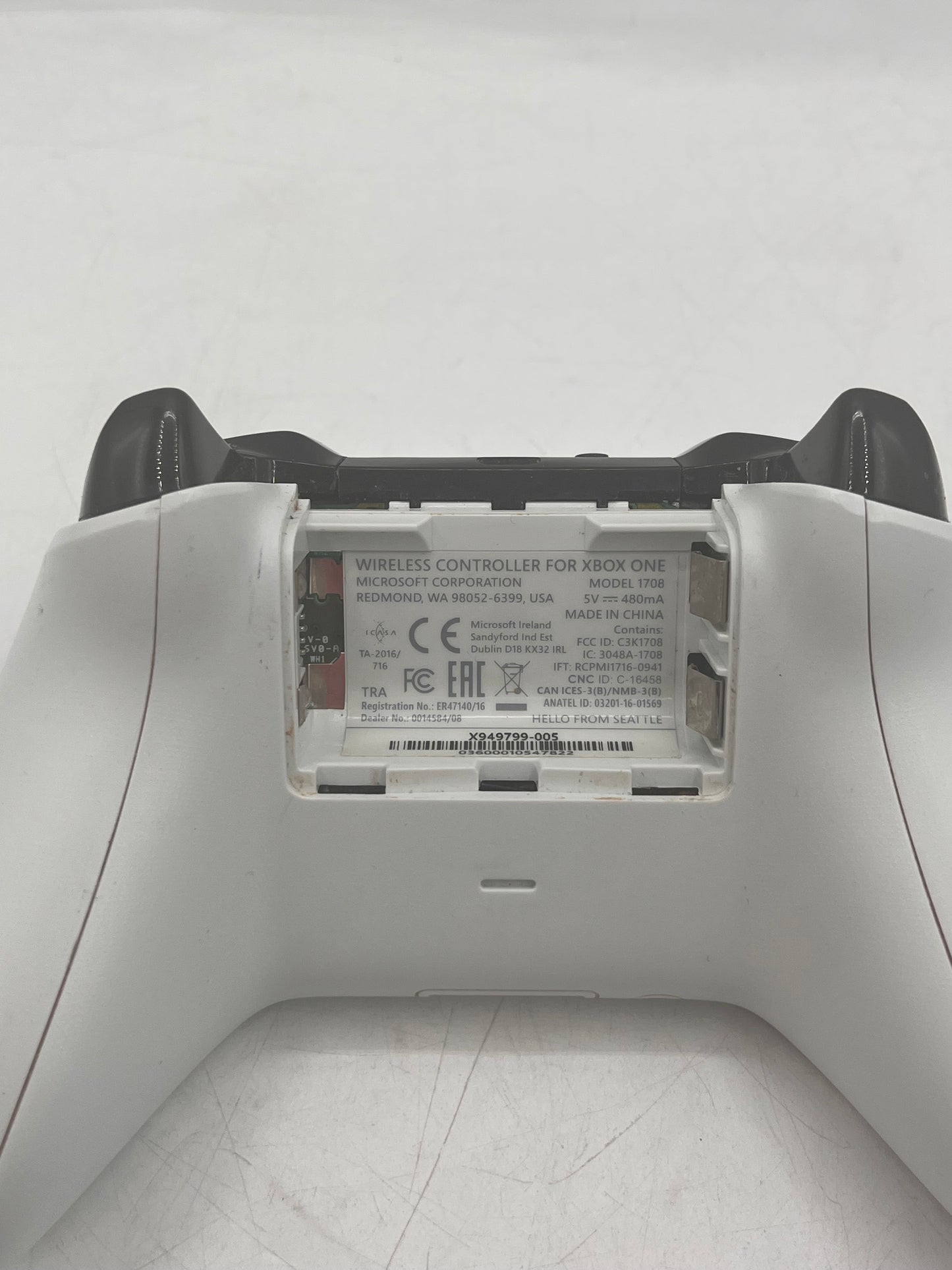 Microsoft Xbox One S (1681) 2016 1TB Video Game Console - White