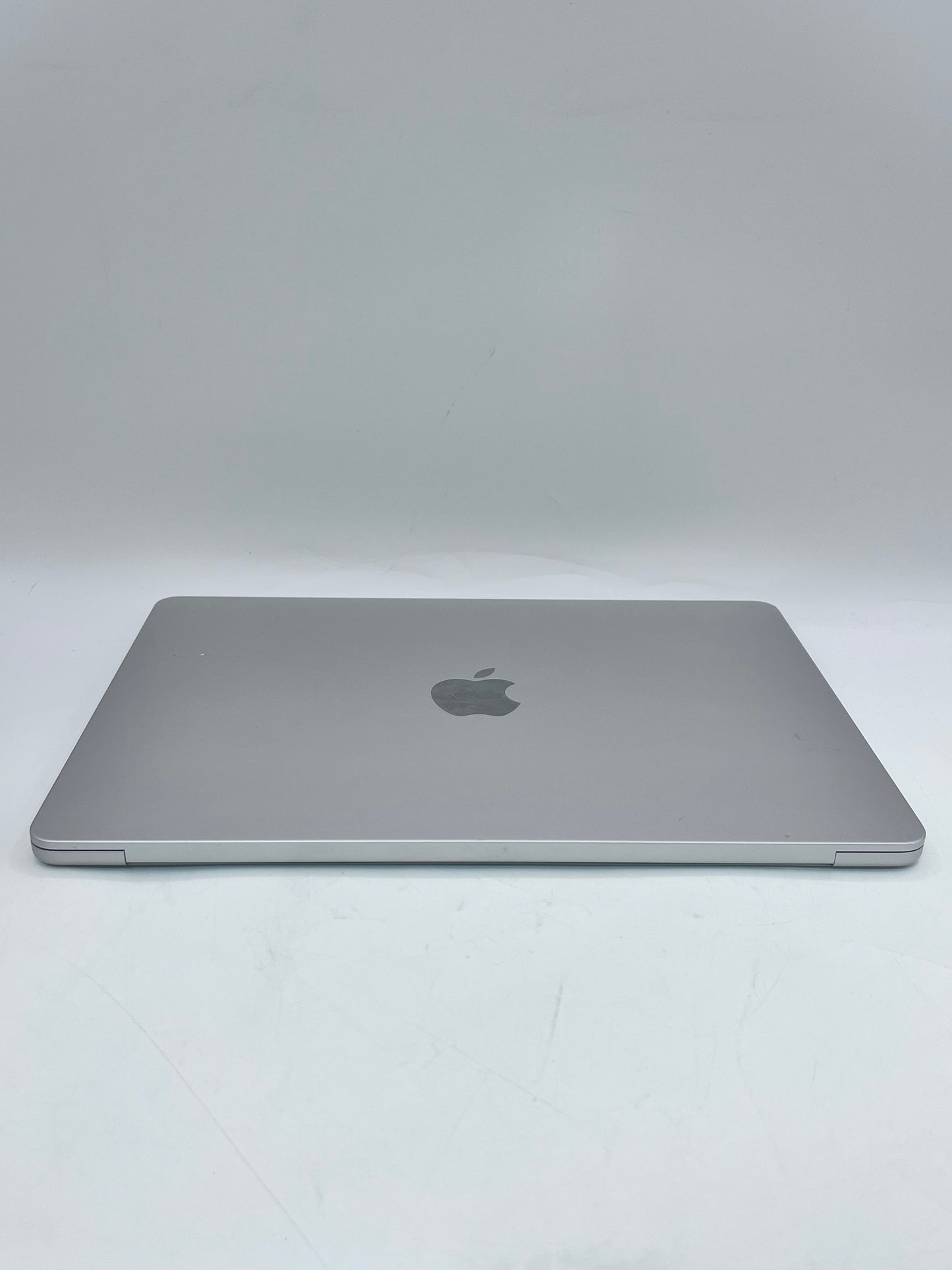 2022 Apple MacBook Air 13" M2 A2681 8C CPU 8C GPU 8GB 256GB Starlight 95CC