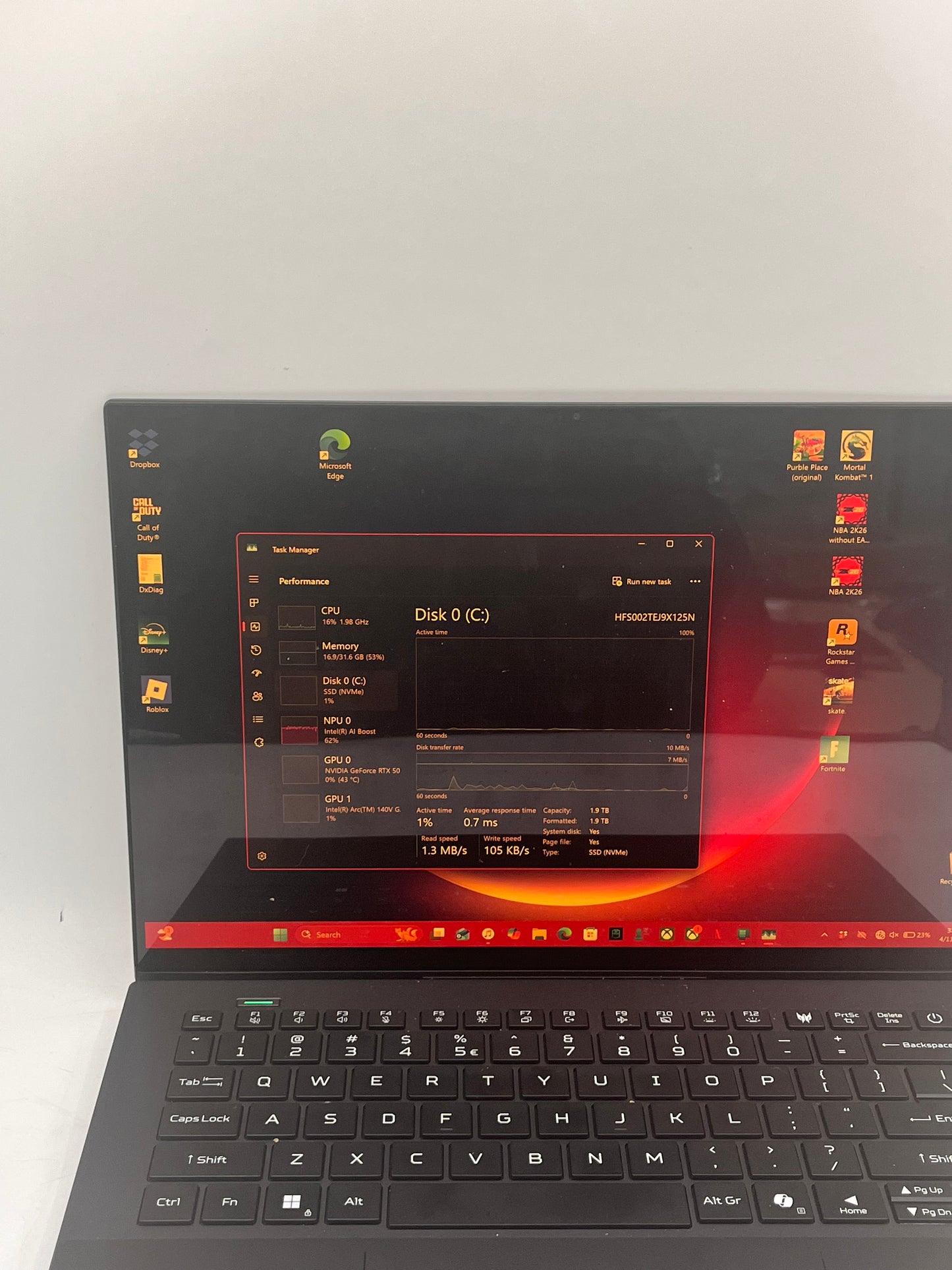 Acer Predator Triton 14 AI 14.5" WQXGA+ OLED Touch Core U9 288V 32GB 2TB RTX 5070