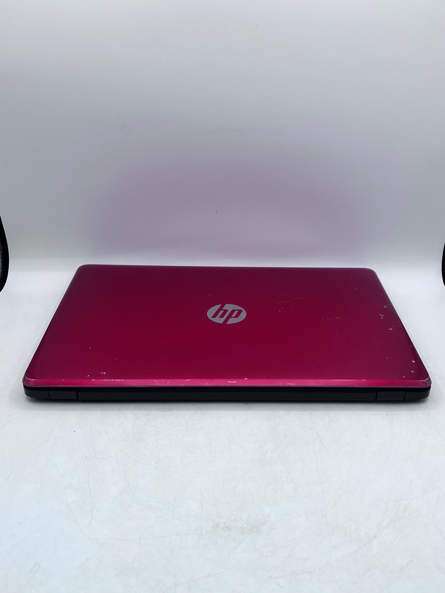 HP 15-bs134wm Laptop Intel Itanium 4GB  500GB - Red