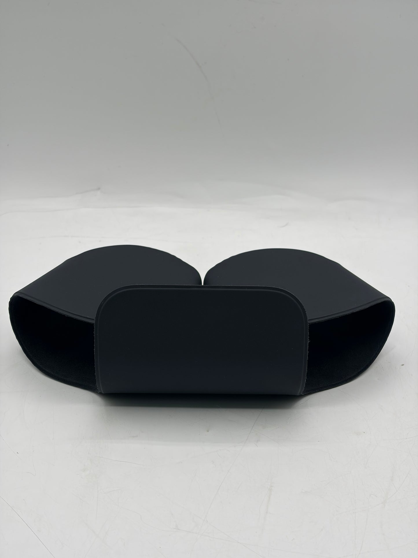 2024 Apple AirPods Max Midnight A3184 MWW43AM/A Over the Ear Headphones