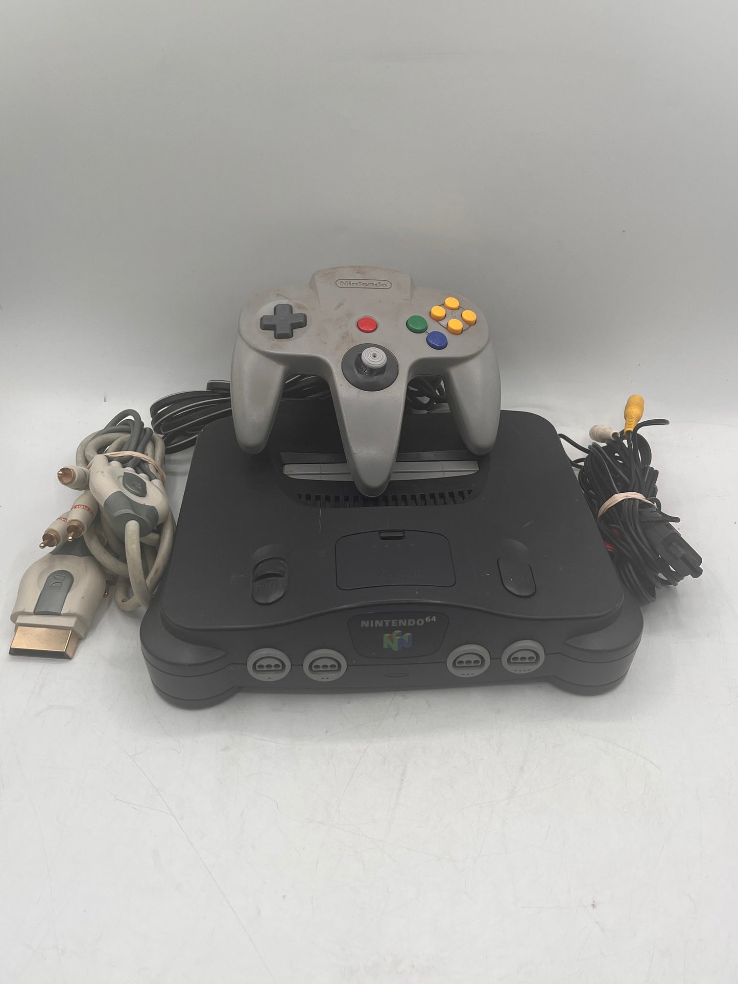 Nintendo 64 N64 NUS-001 1996 Video Game System Black
