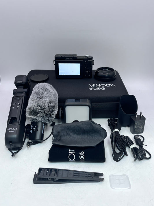Minolta MND60V Digital Camera Creator's Kit - Black