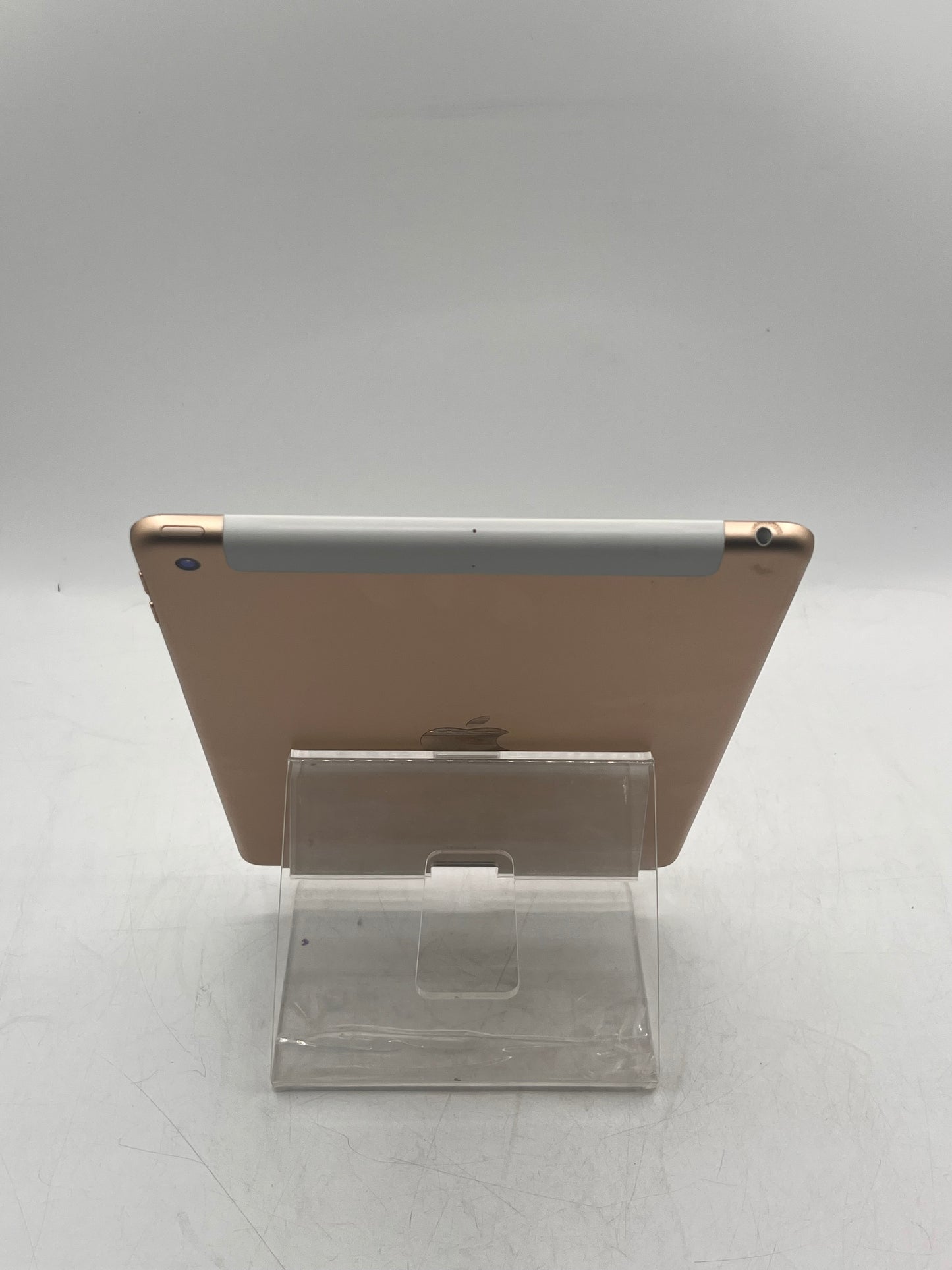 Unlocked  Apple iPad 5th Gen A1823 MPG62LL/A 32GB WiFi + Cellular Gold