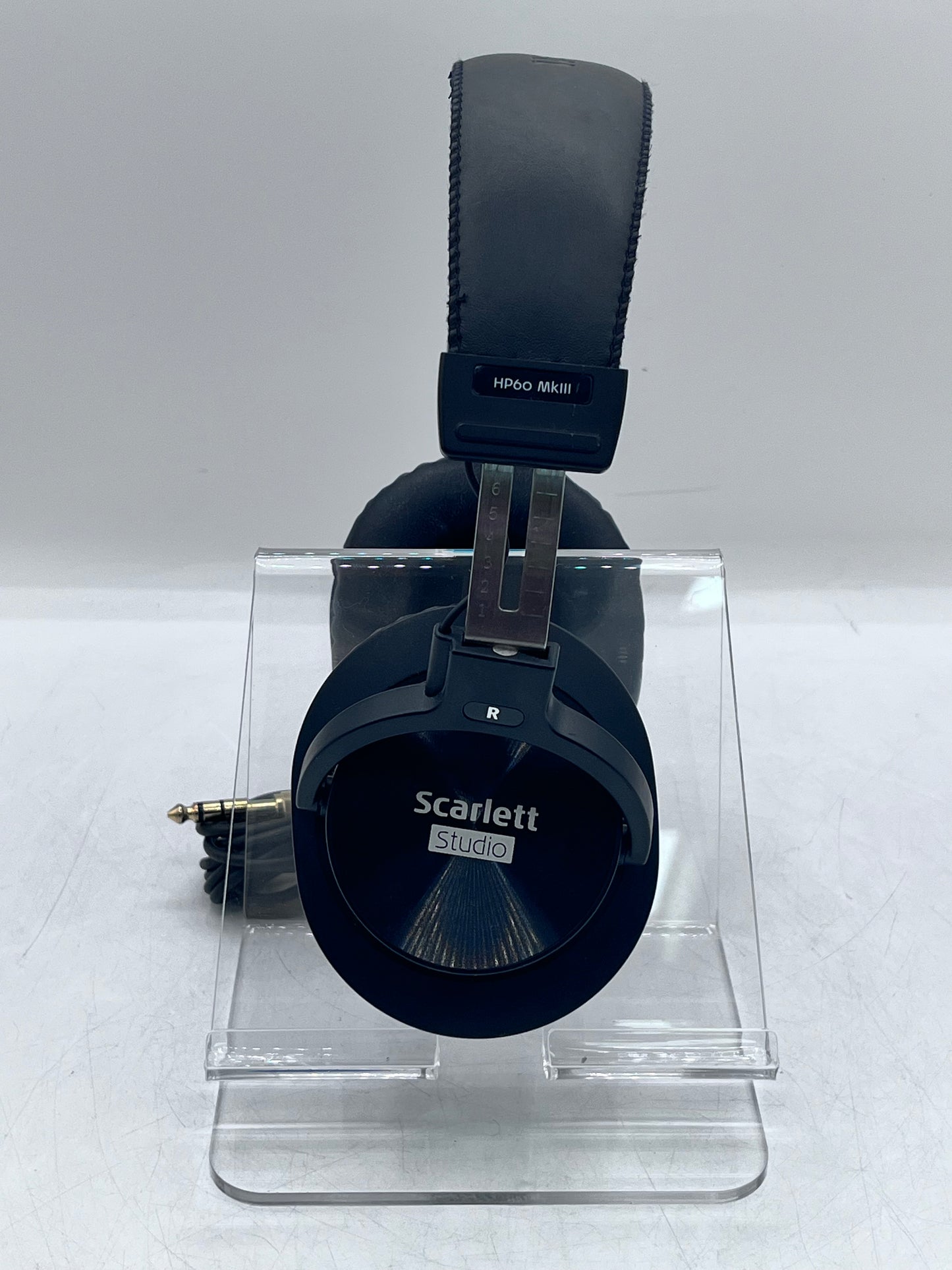 Scarlett Studio Bluetooth Headphones - Used - Black - Free Shipping & Returns