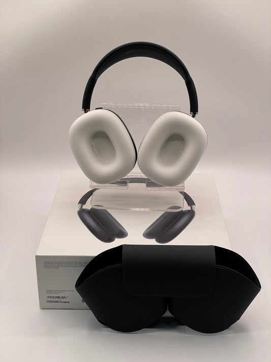 Apple AirPods Max 2024 A3184 USB-C with Smart Case - Near Mint Condition